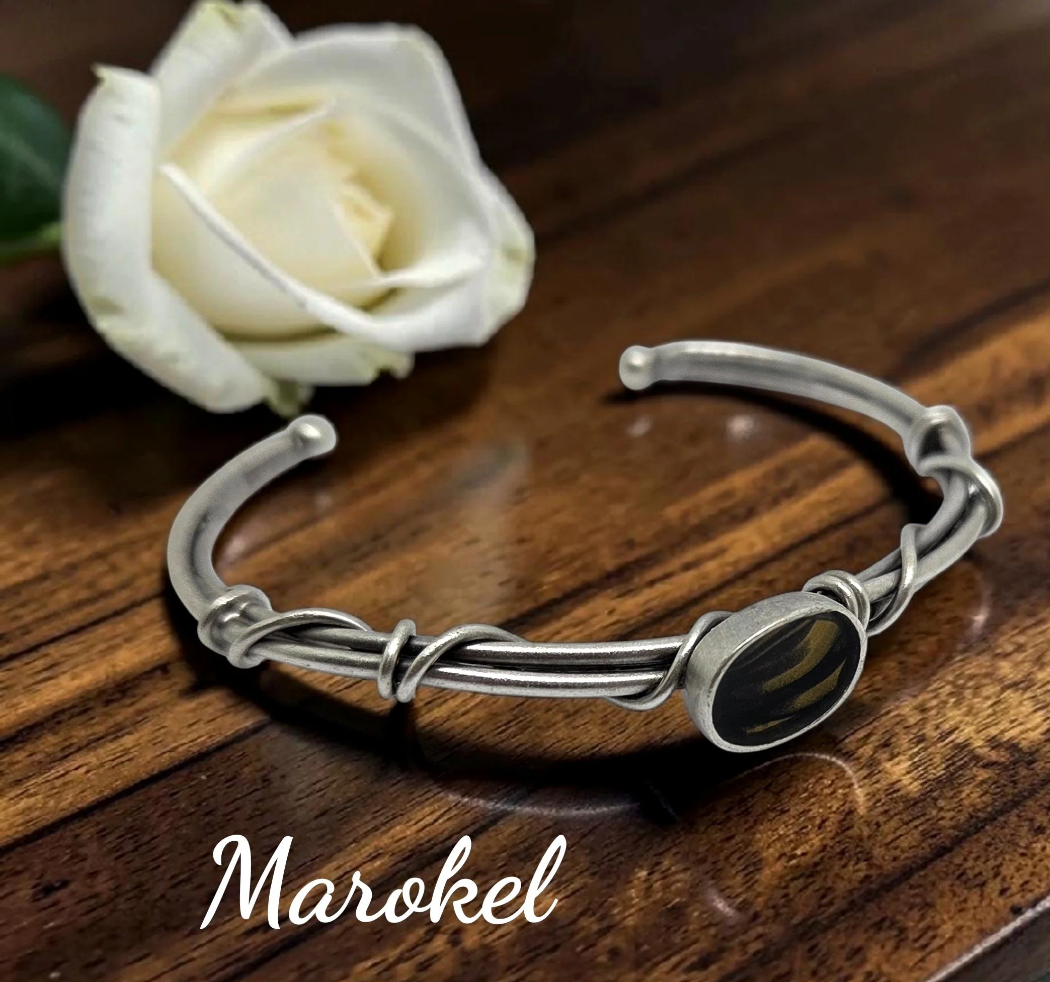 Oval cuff.jpg