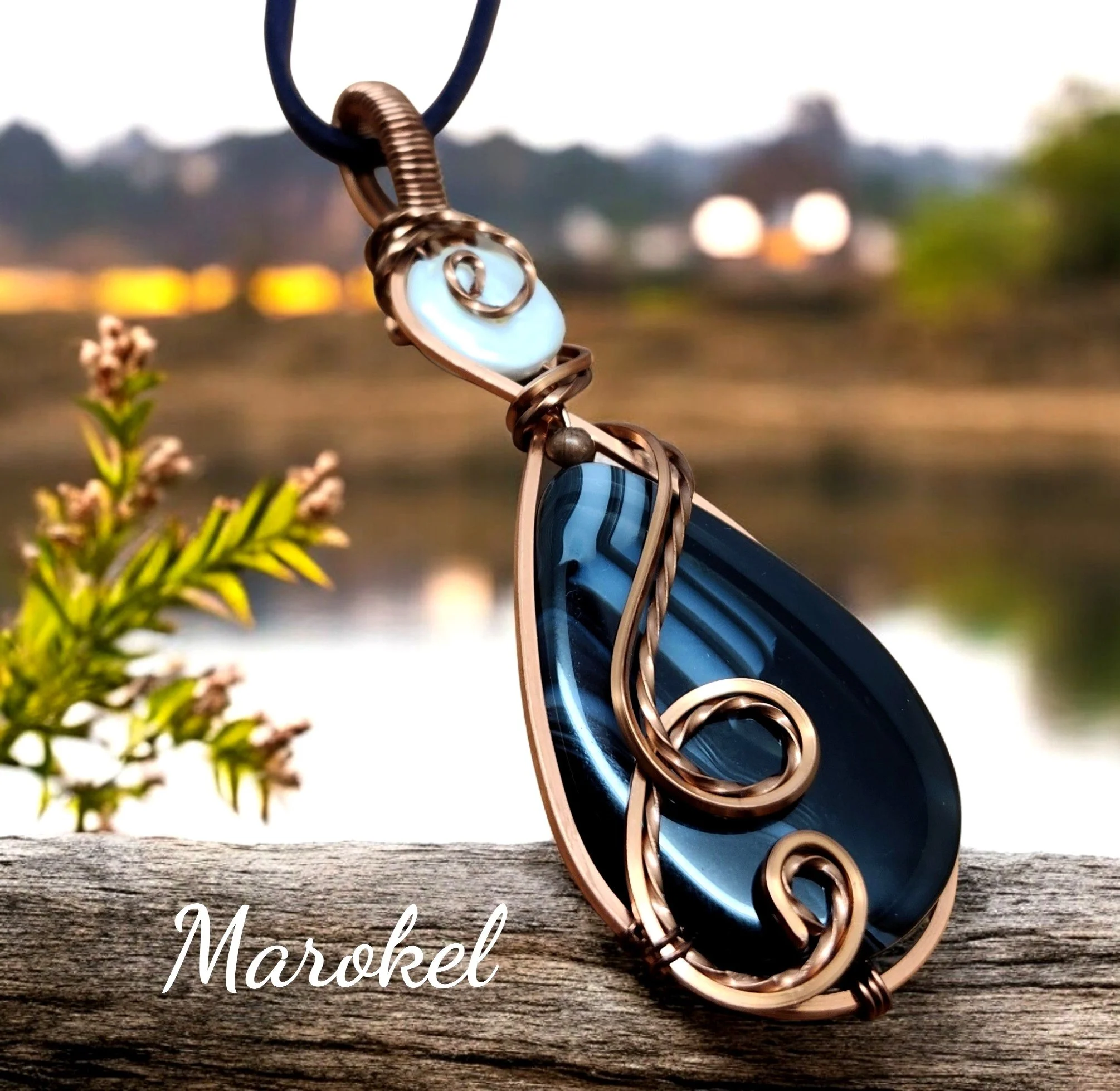 Tuxedo Agate Necklace copper Wire Wrapped White Freshwater pearl