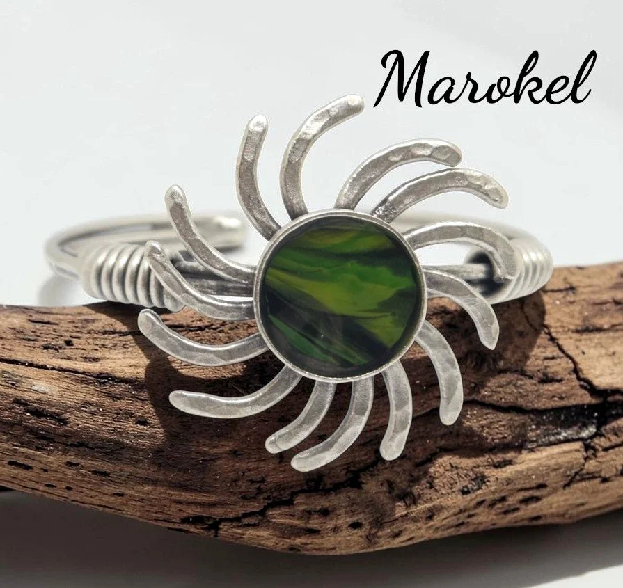 Flower cuff 4.jpg