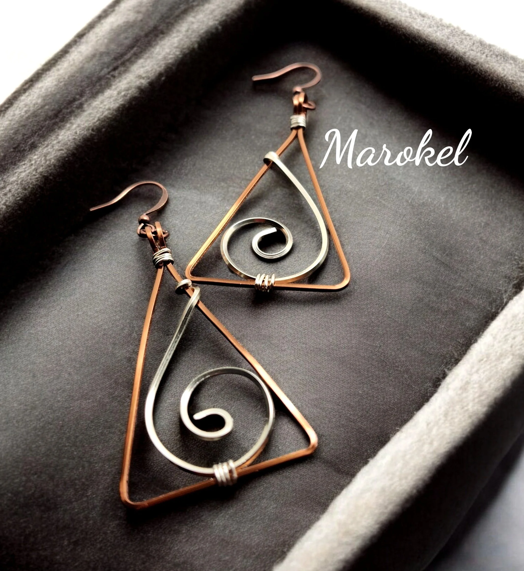 Triangle swirl 3.jpg