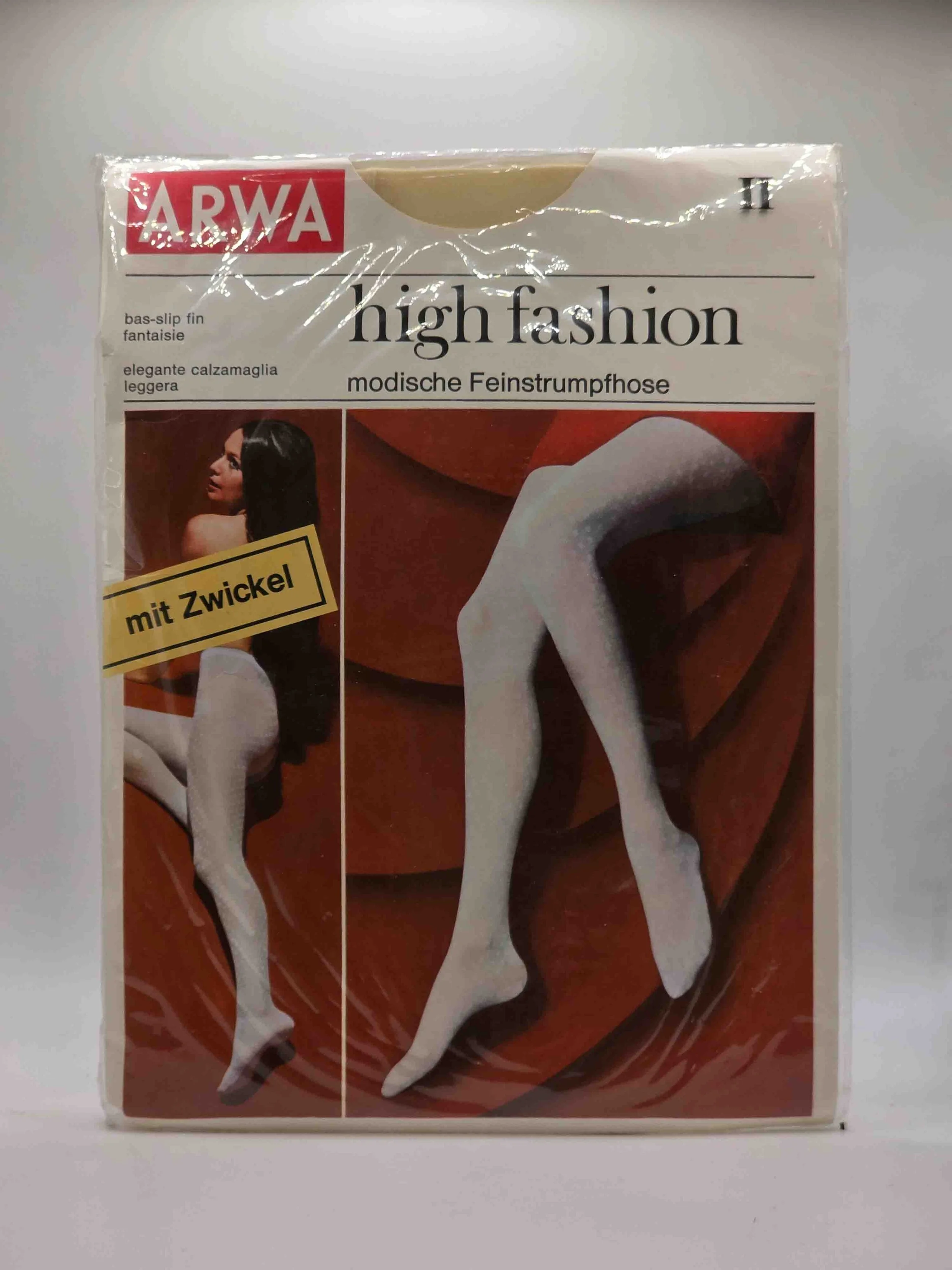 arwa-highfashion-feinstrumpfhose-vorn
