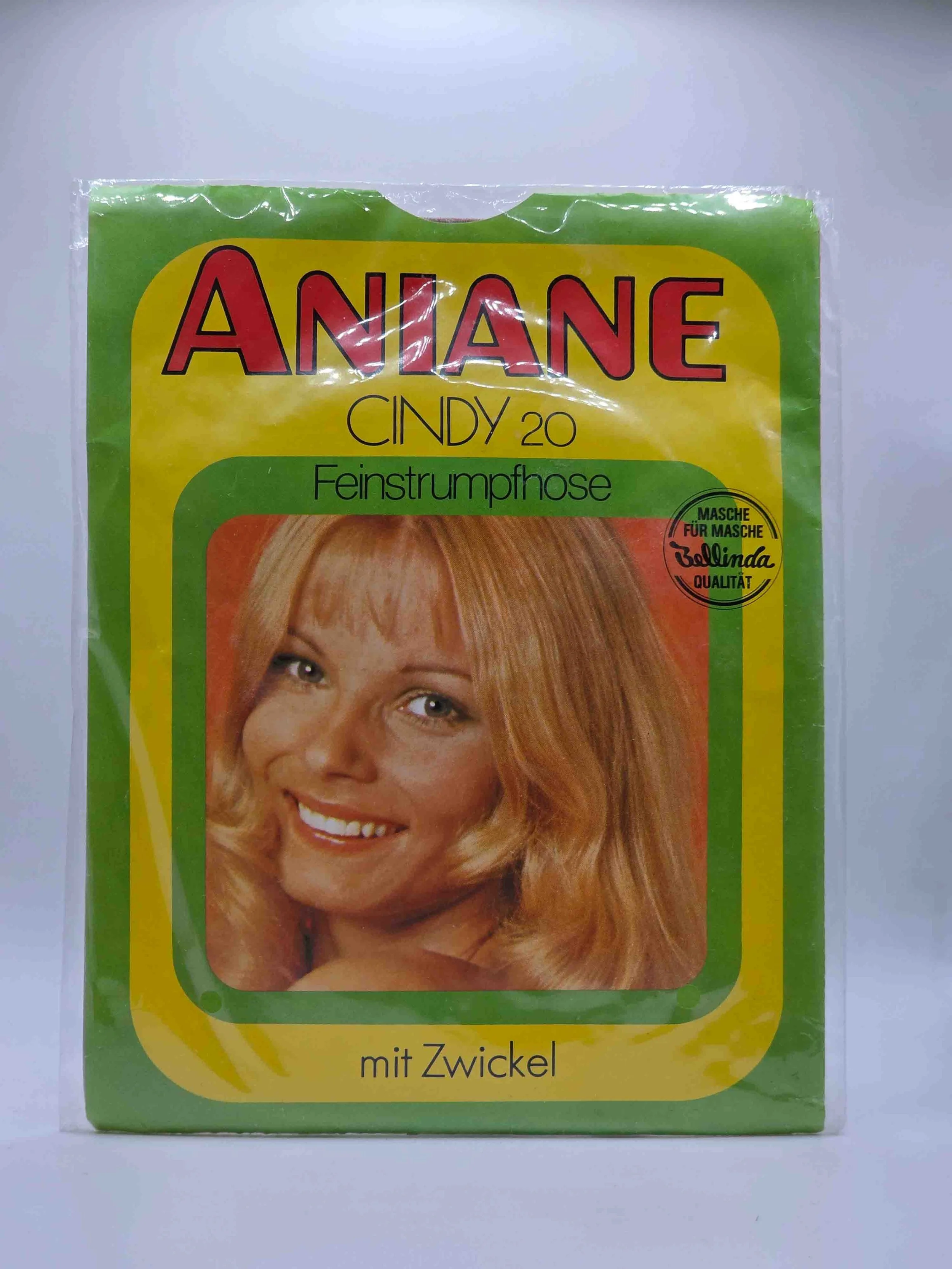 aniane-feinstrumpfhose-20den-perle-vorn