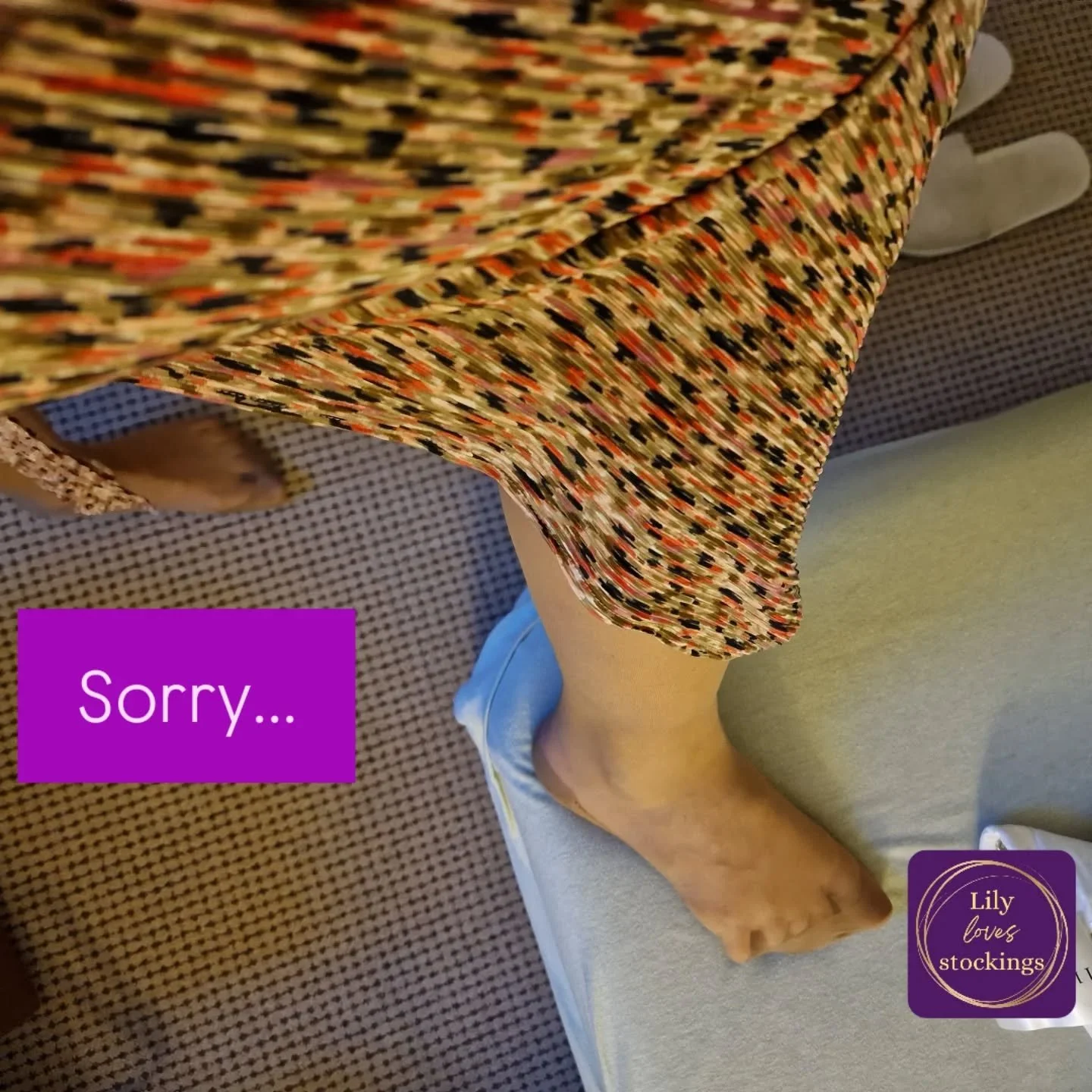 ...the light was bad, so the pictures of today's outfit are a bit blurry.

Day 2 of business convention. Wearing a long dress and stockings with garter belt.

Have a good day,
yours, 
Lily 💜

Please note: Me, the real Lily loves Stockings, is only a