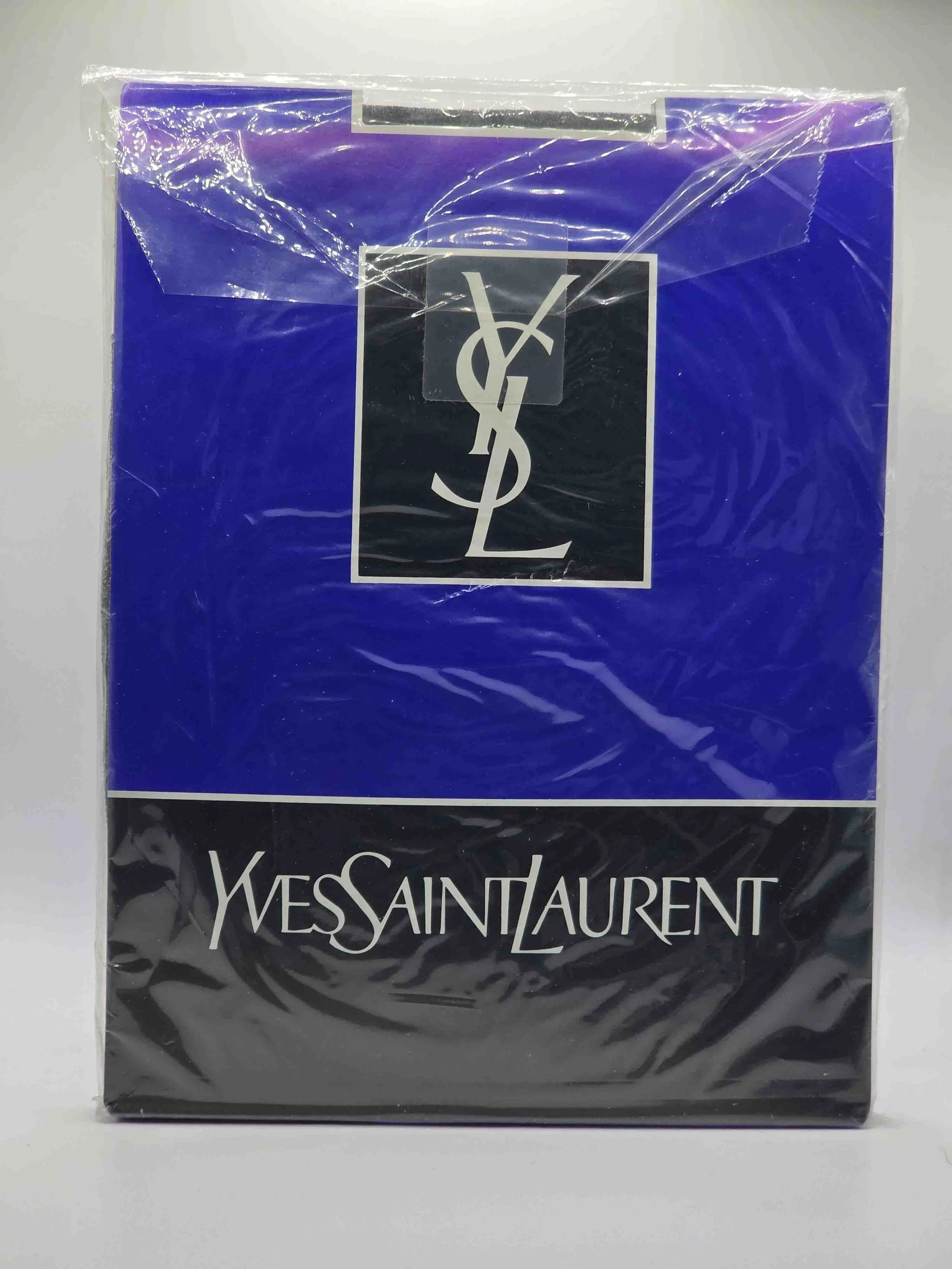yves-saint-laurent-blickdichte-strumpfhose-noir-rückseite