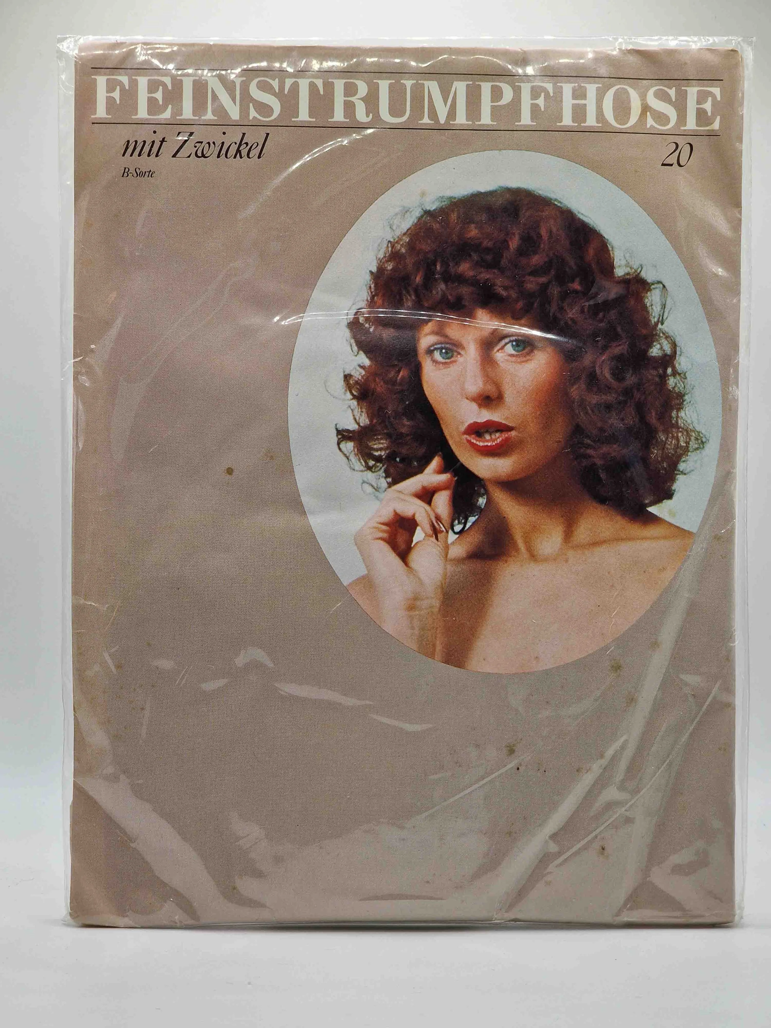 kunert-feinstrumpfhose-zwickel-vorn
