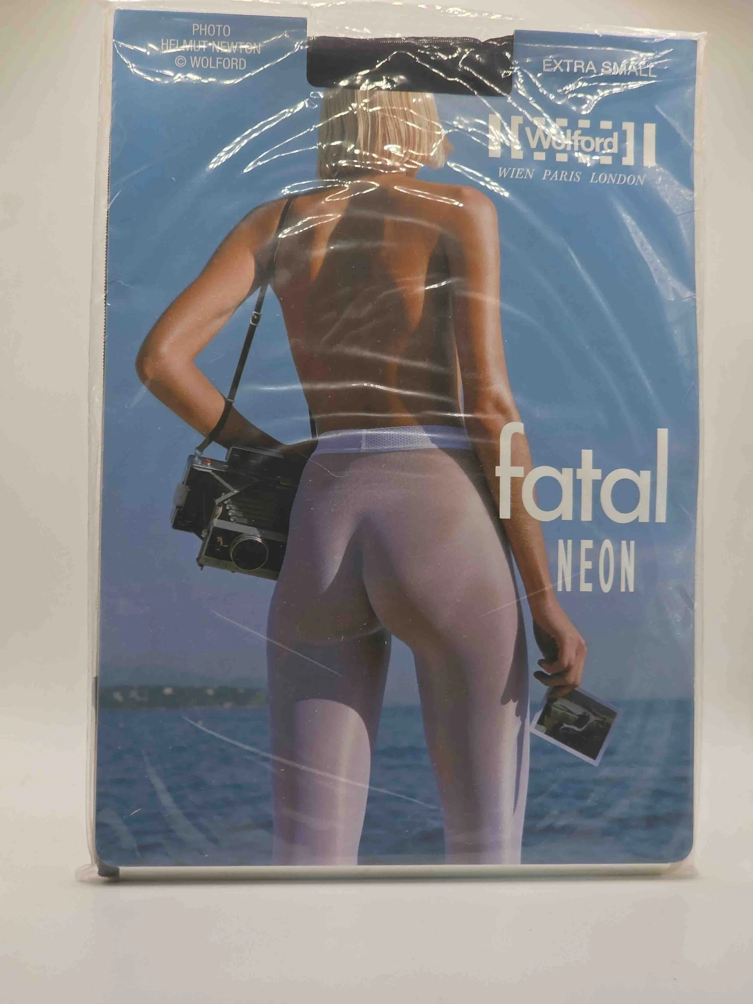 wolford-fatalneon-strumpfhosen-40den-blau-grau