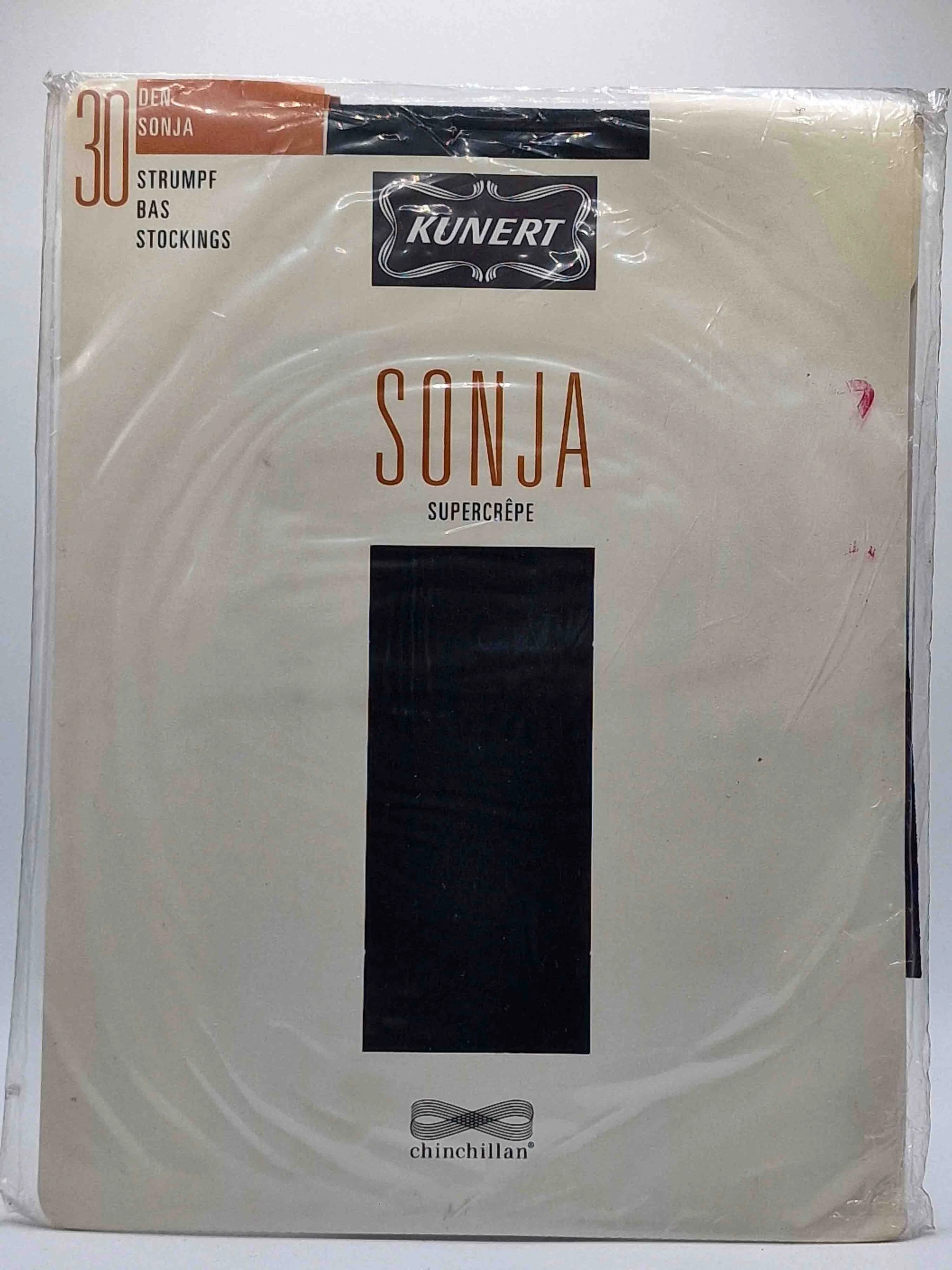 Kunert_Strumpf_Supercrepe_Sonja_30den_schwarz