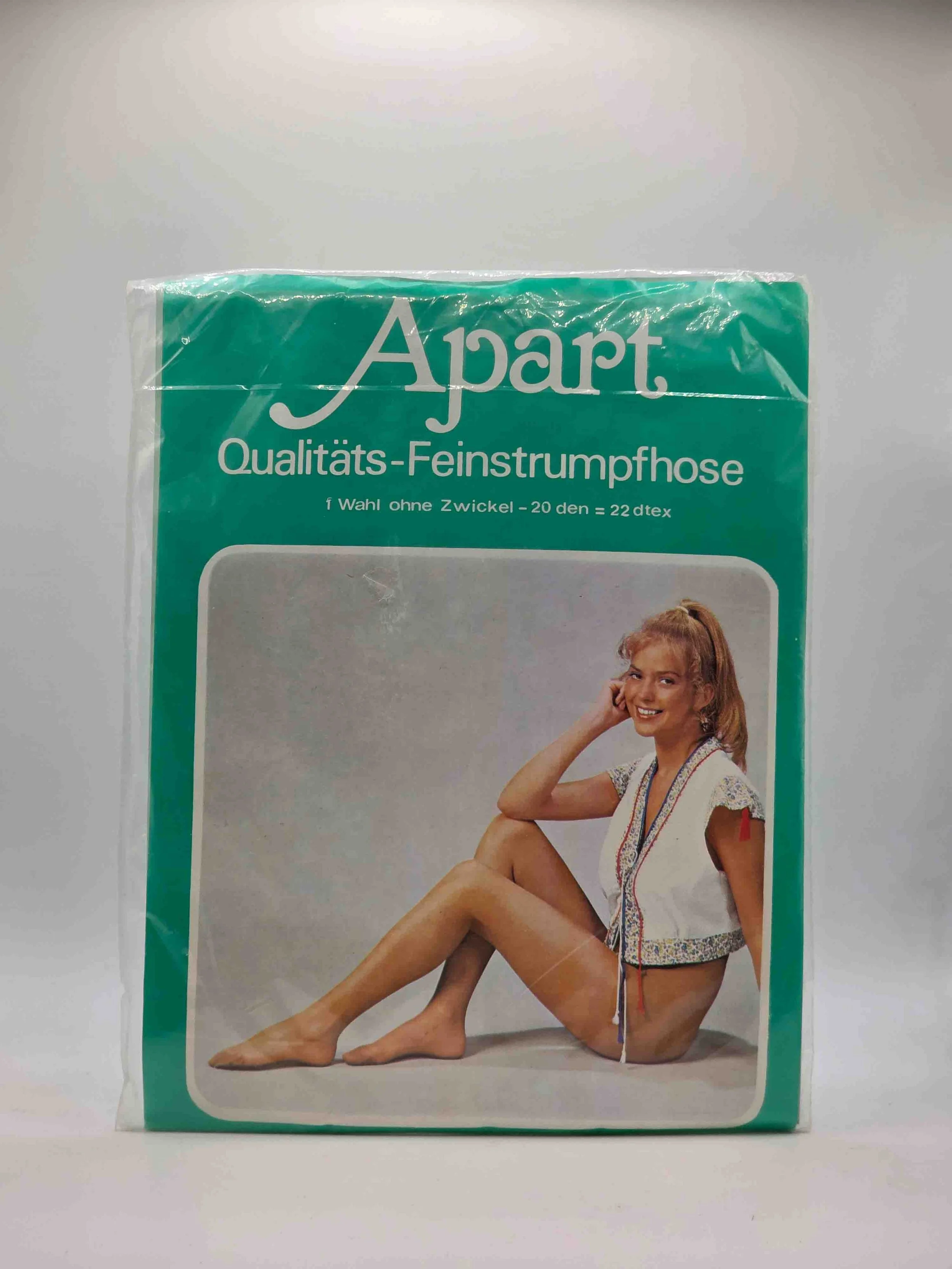 apart-feinstrumpfhose-20den-perlmutt-vorn