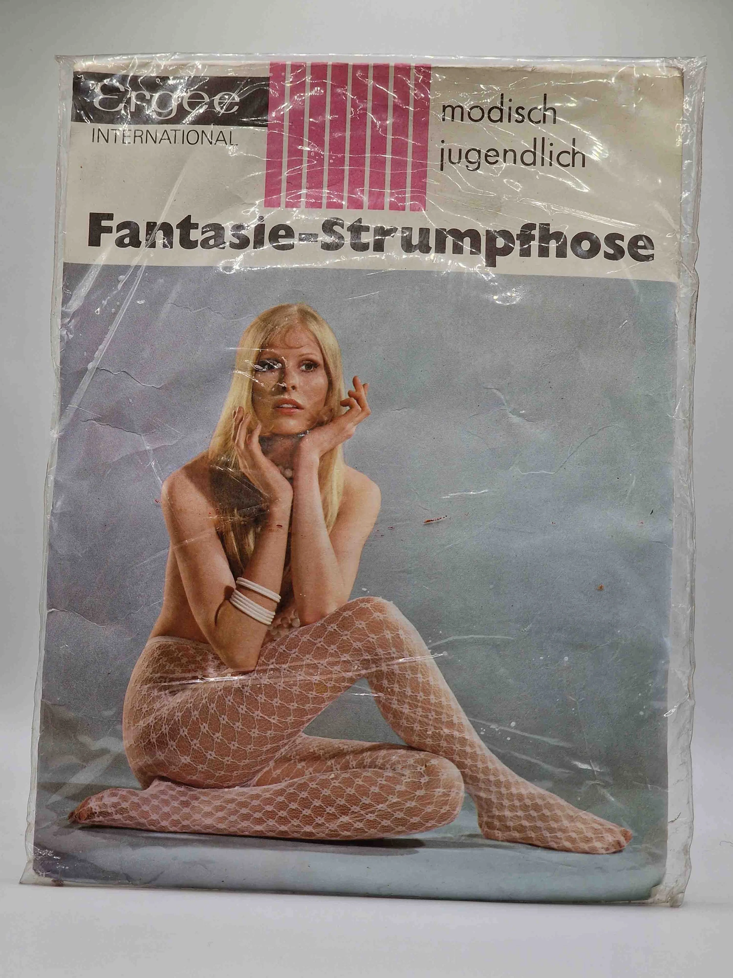 ergee-fantasie-strumpfhose-vintage-vorn