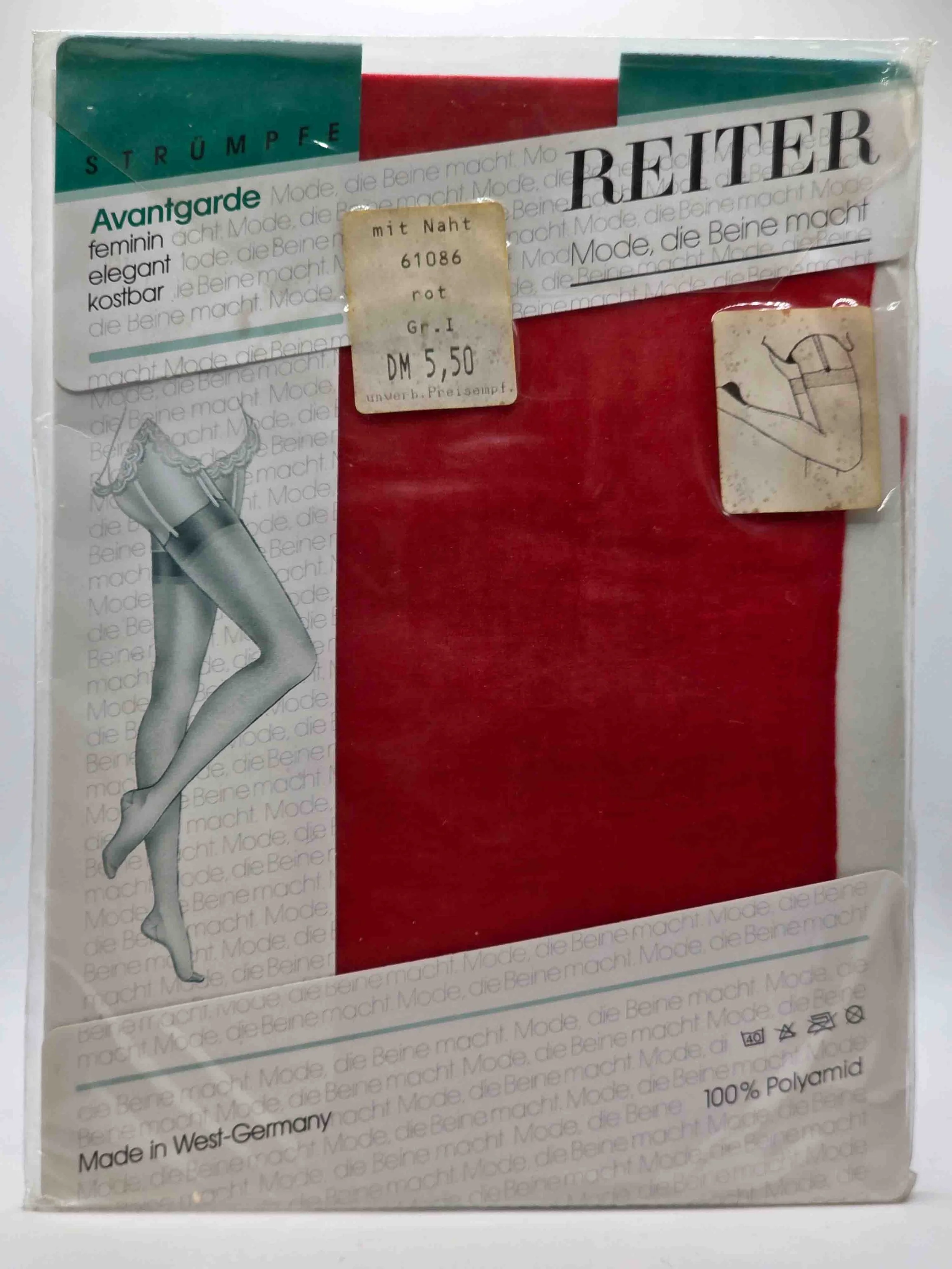 reiter-avantgarde-strümpfe-rot