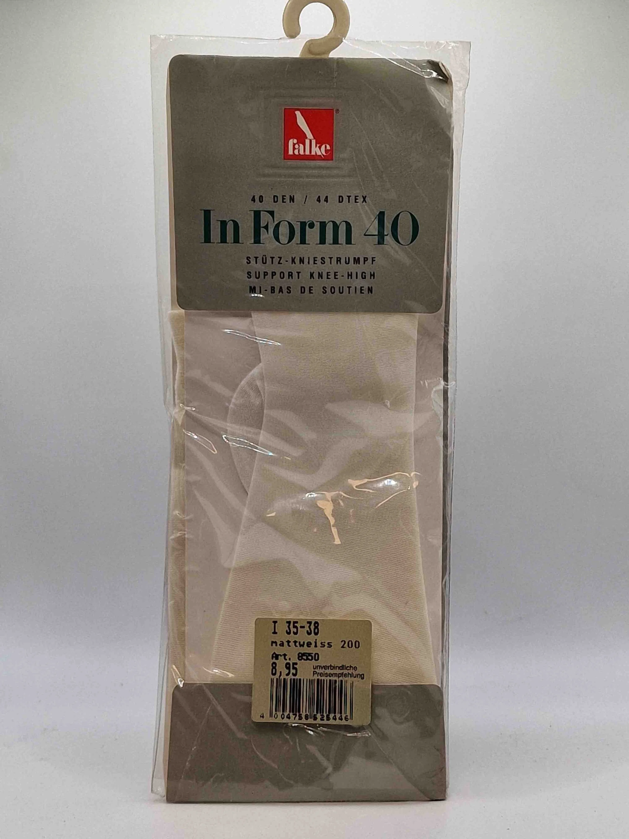 falke-in-form-40-stütz-kniestrumpf-40den-mattweiß