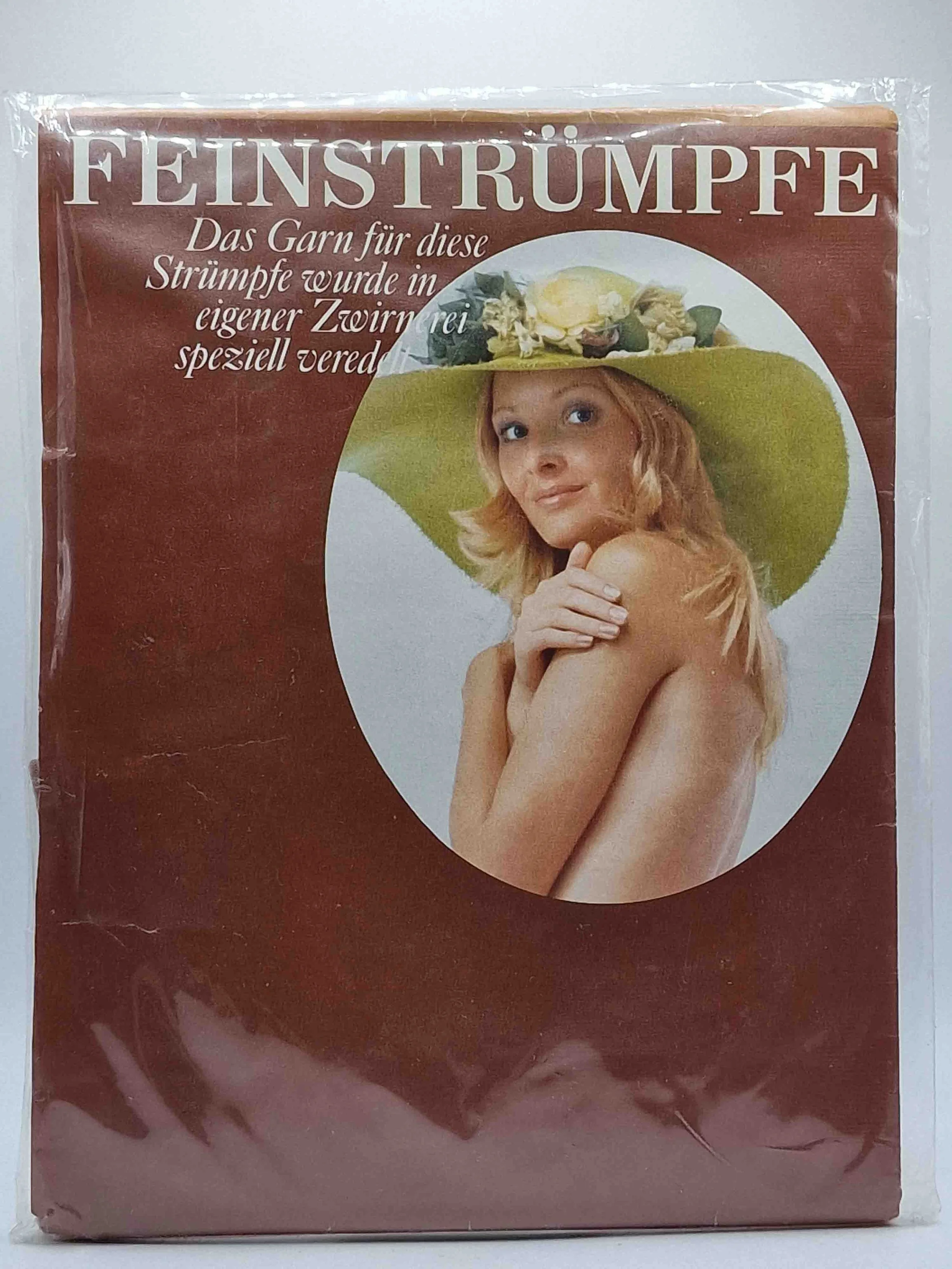 Kunert_vintage_Feinstrümpfe_superelastisch_vorn