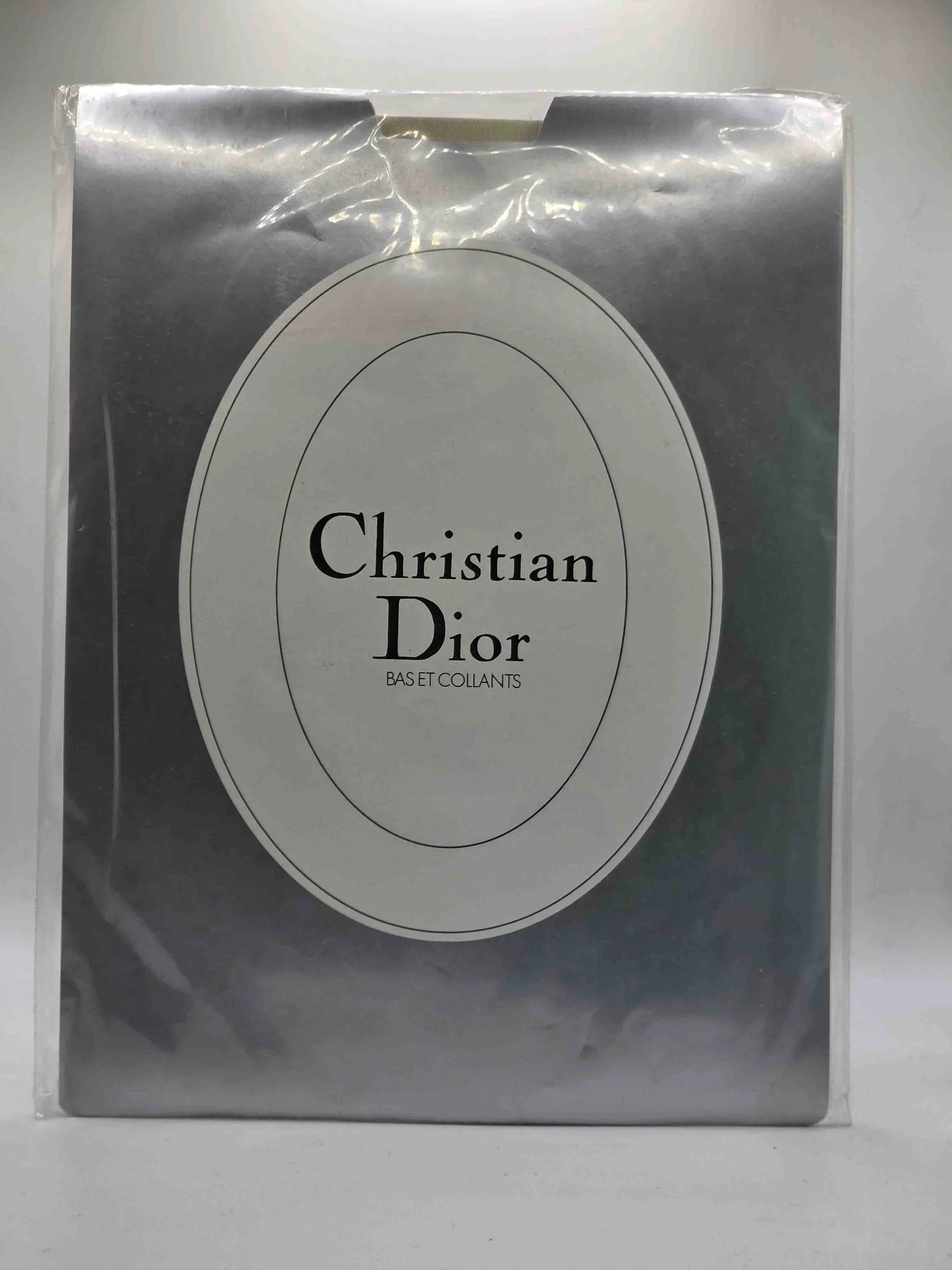 christiandior-couture-strumpfhose-vorderseite