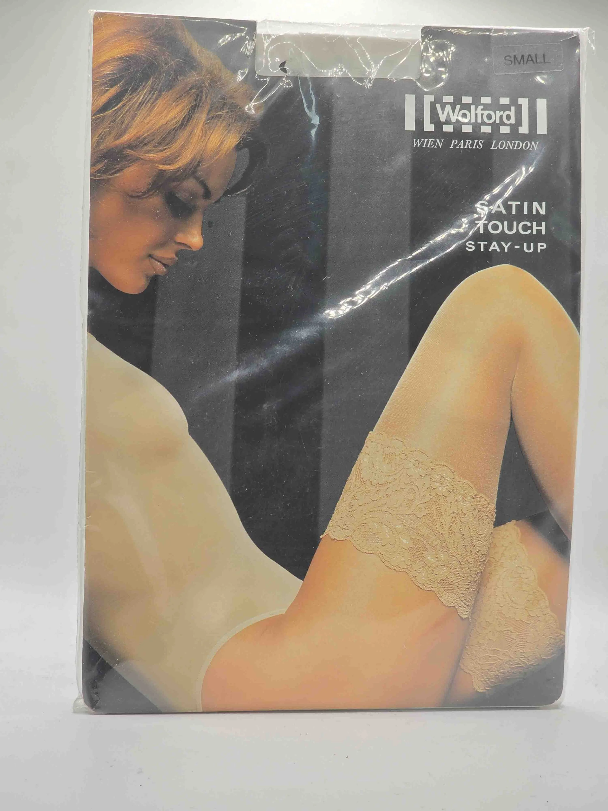 wolford-satintouch-strümpfe-20den-white-vorderseite