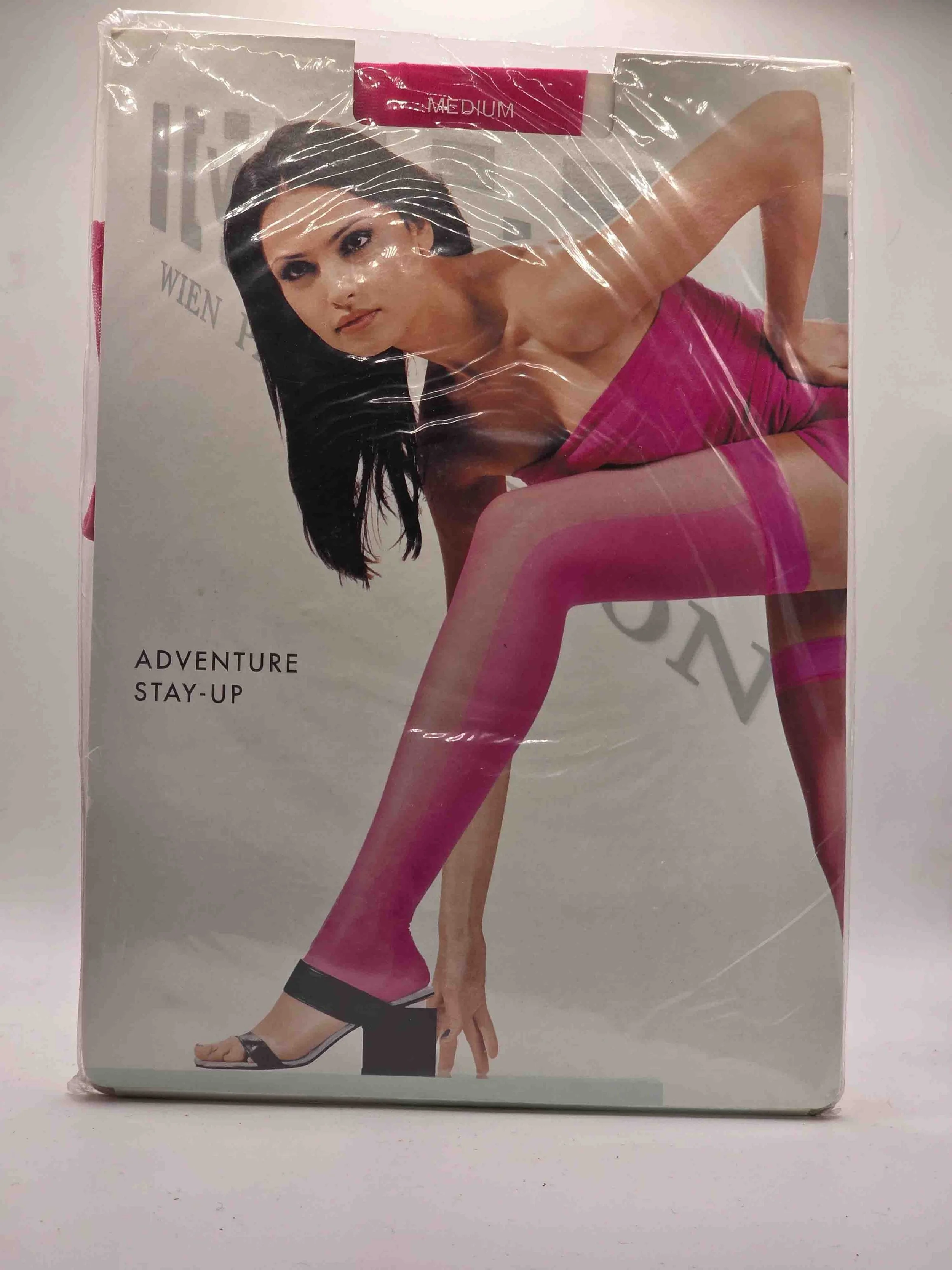 wolford-adventure-strümpfe-halterlos-20den-pink-vorderseite