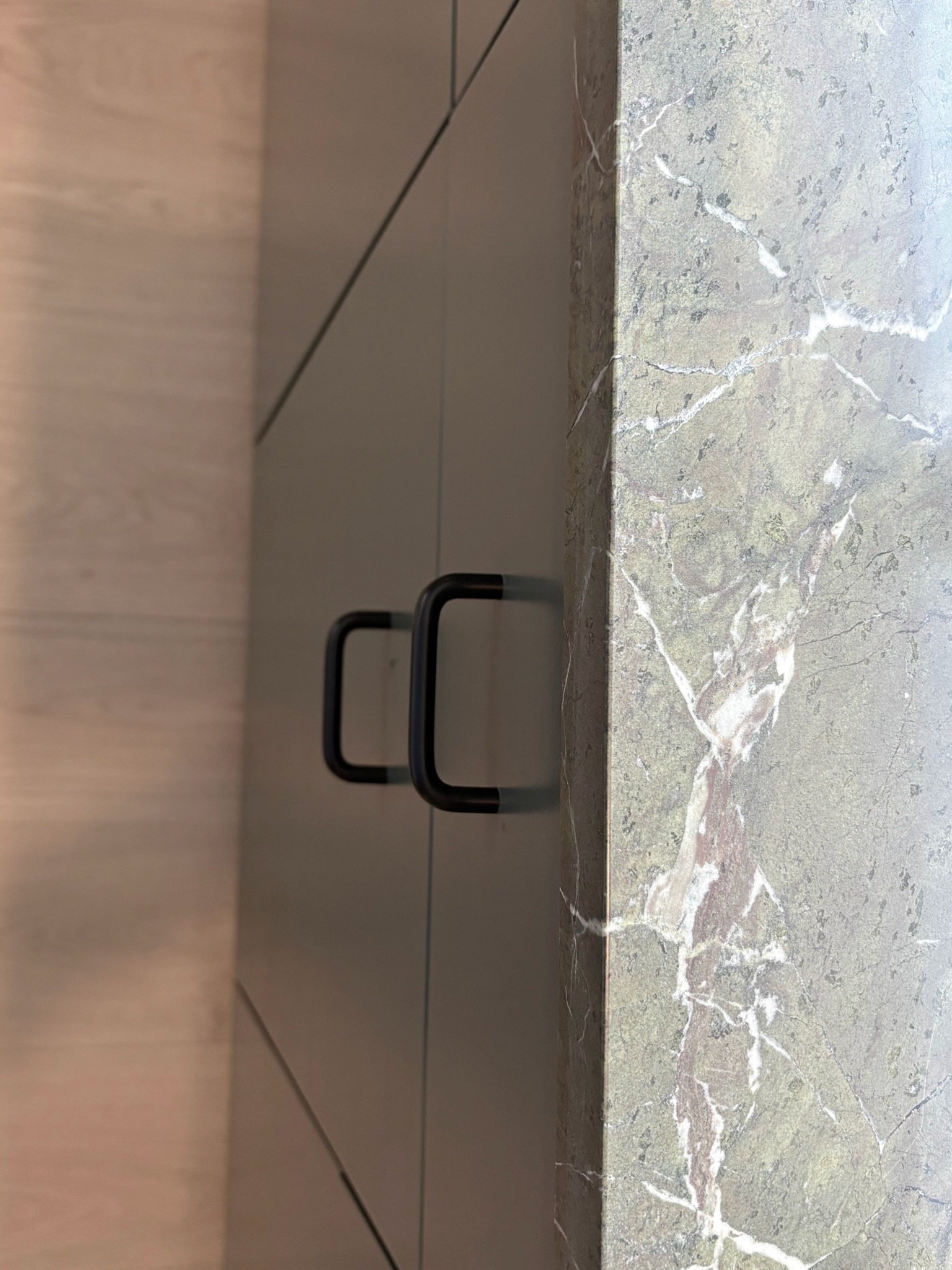 Hj - Irvington Condo - 7 of 14.jpeg