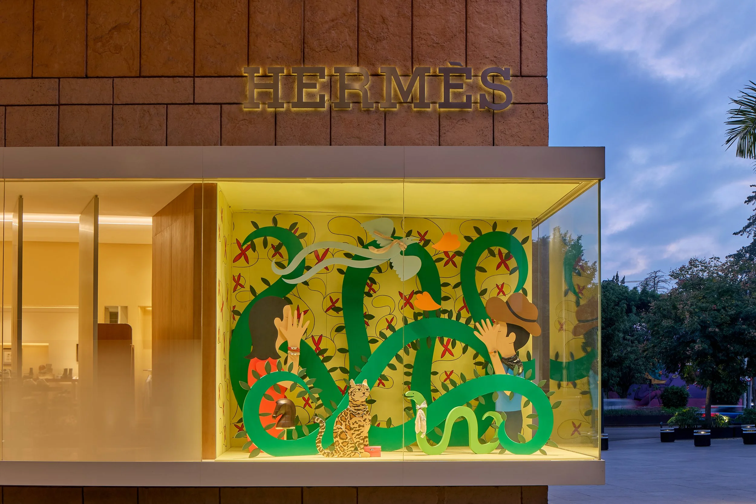 HERMES MOLIERE VITRINA_ALTA_RDLC studio_6.jpg