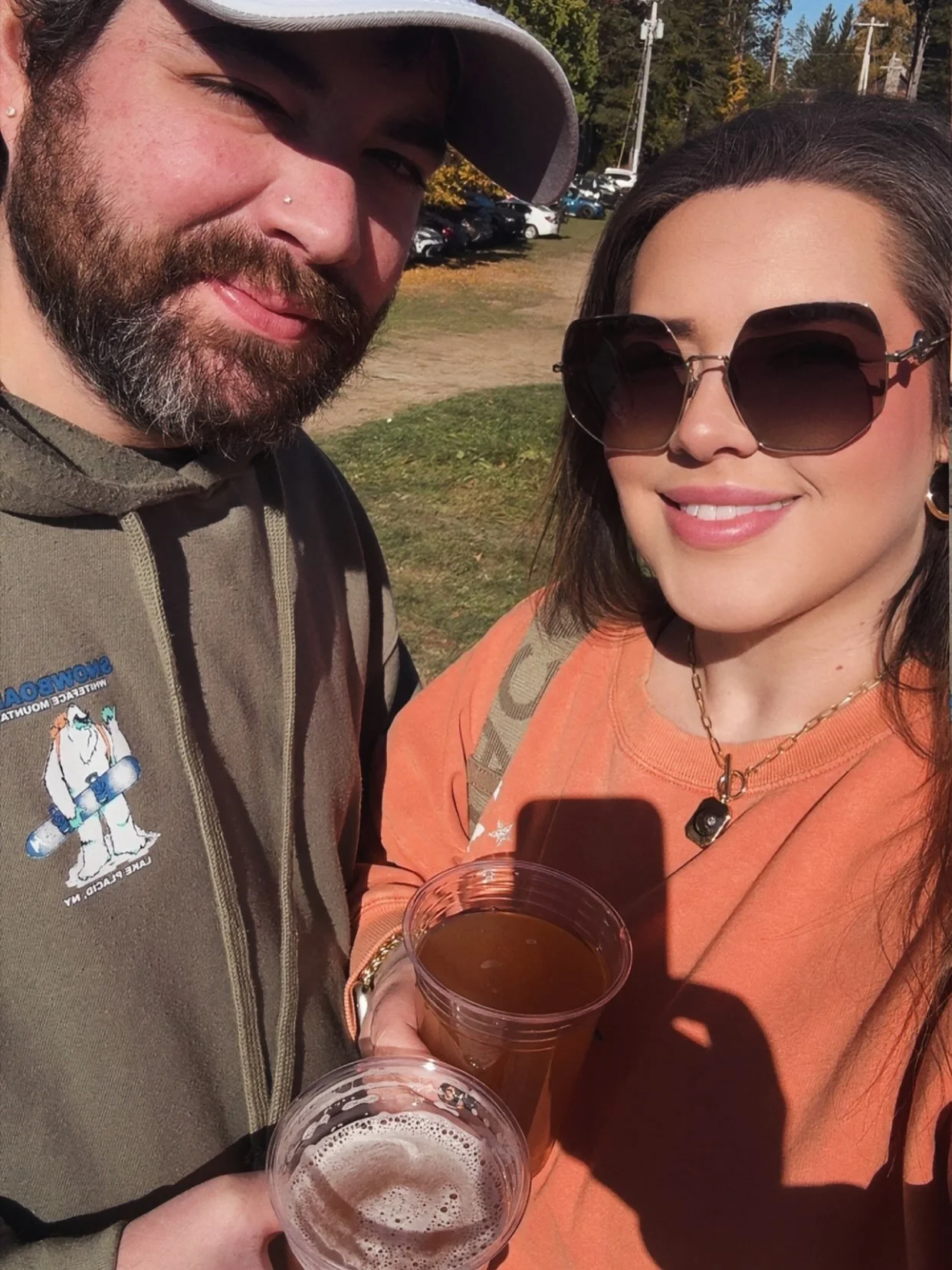 Fall views, cold beers &amp; cider donuts. Not a bad Sunday 🍂🍻
