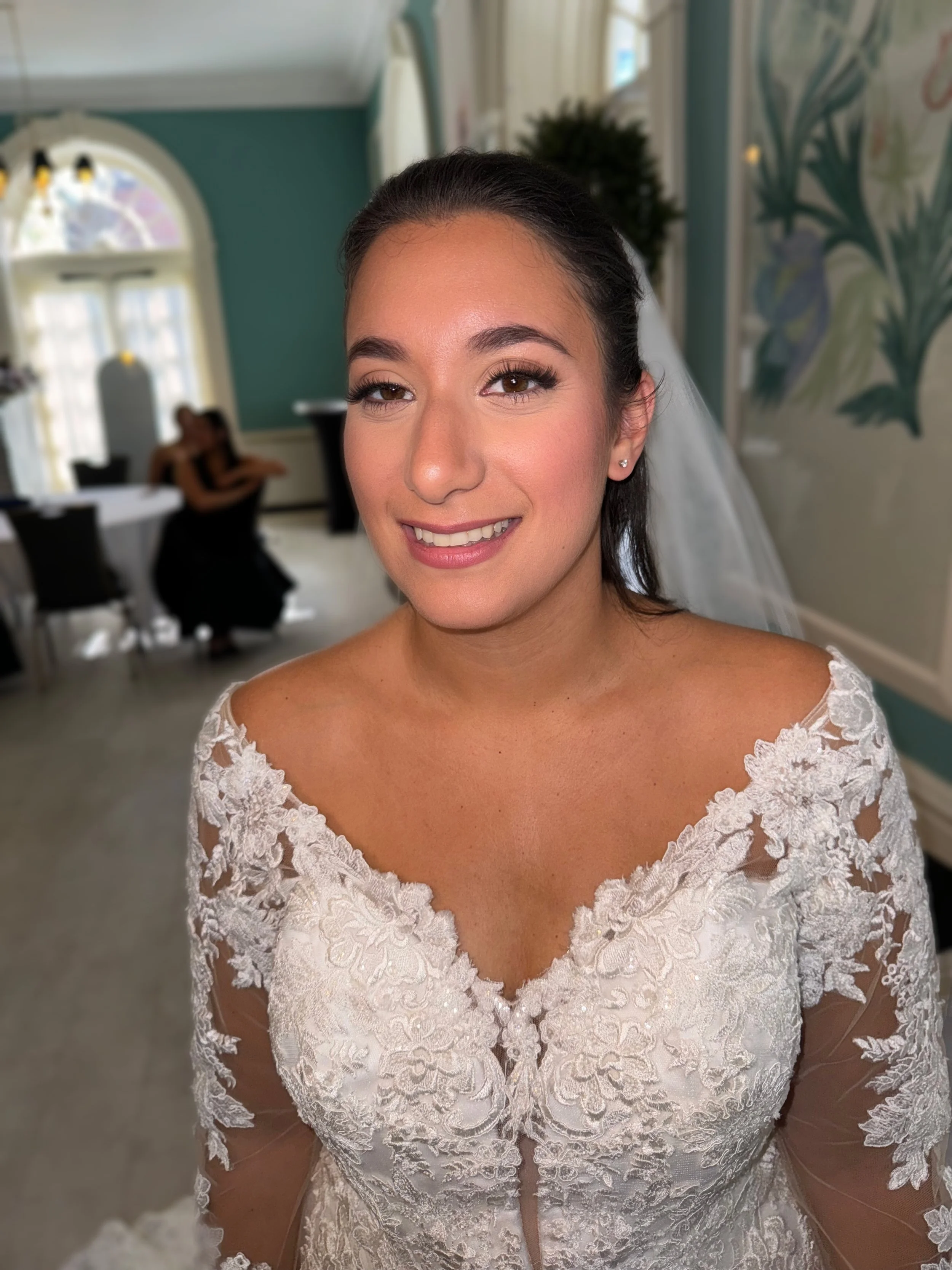 Facetune_19-10-2024-11-34-06.jpg