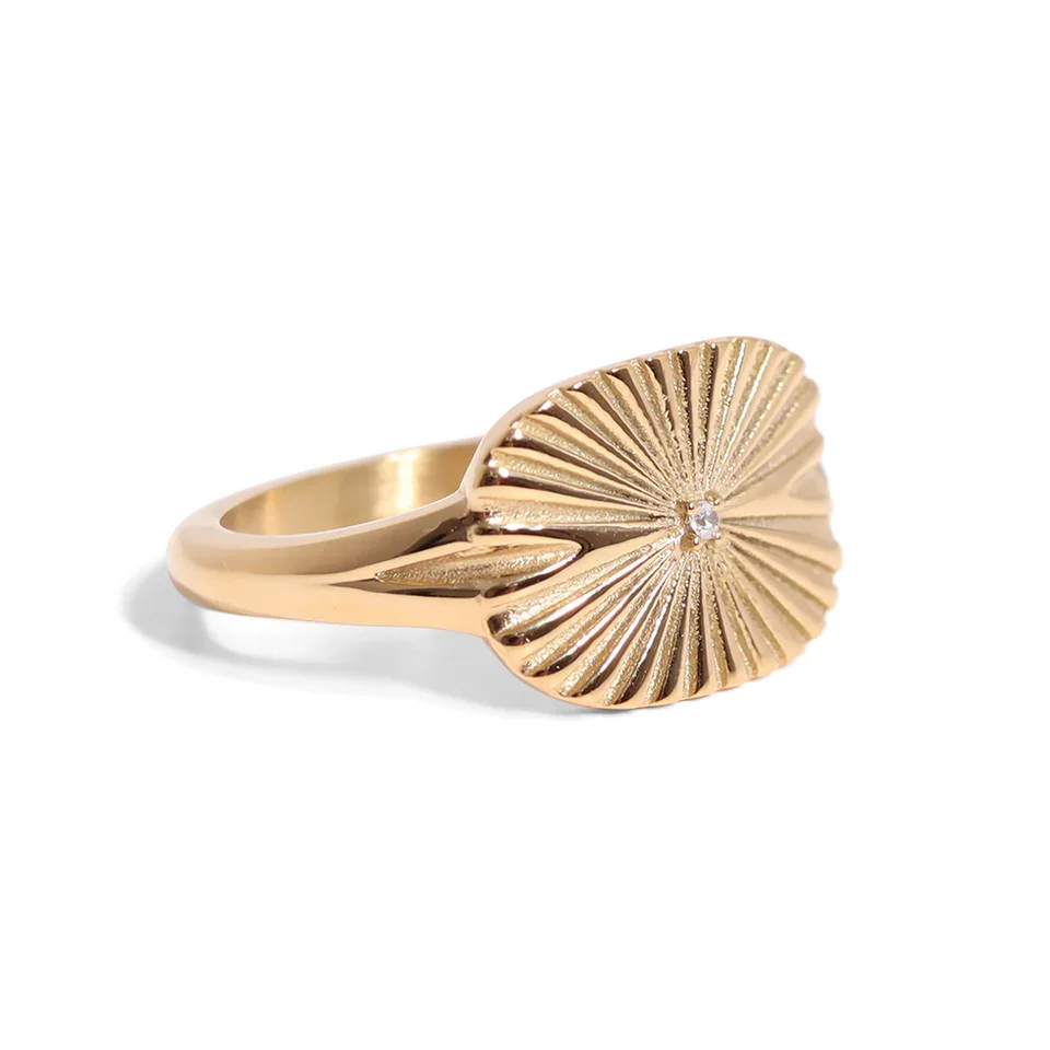 gold-rounded-rectangle-sunburst-ring-02.webp