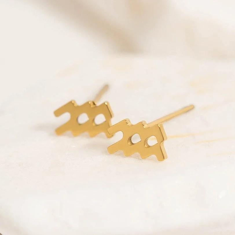 gold-zodiac-sign-stud-earrings-03.jpg