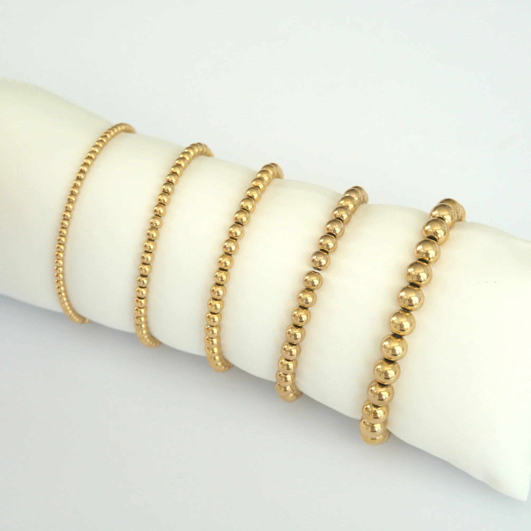 4mm-gold-beaded-bracelet-05.jpg