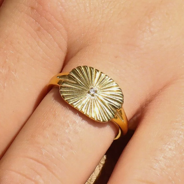 gold-rounded-rectangle-sunburst-ring-03.jpg