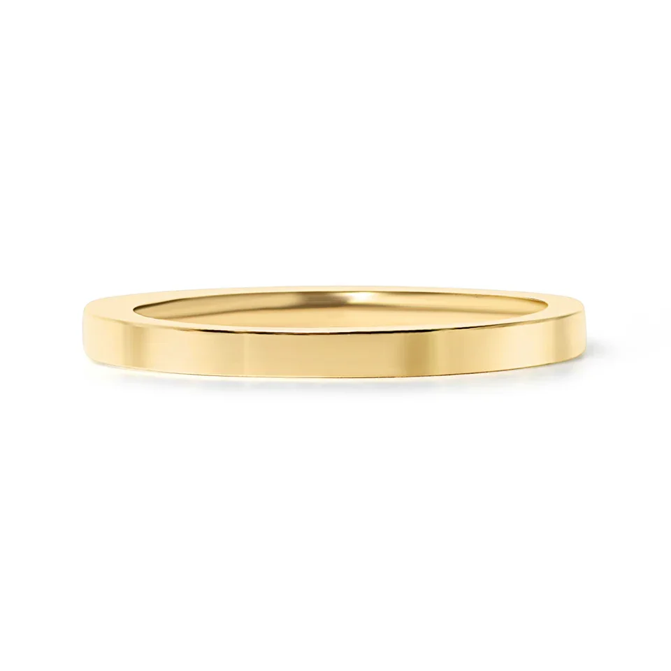 gold-2mm-dainty-flat-band-ring-01.webp