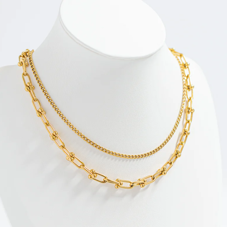 gold-u-link-statement-necklace-03.webp