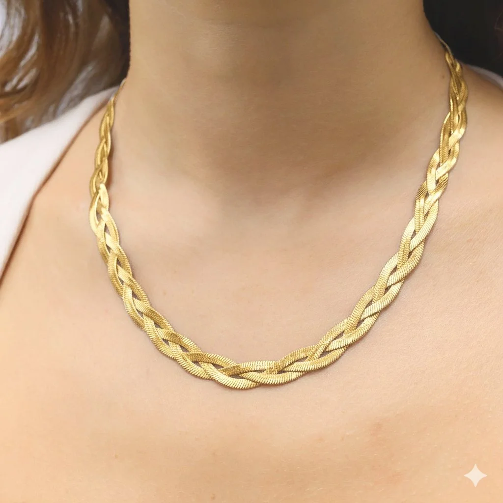 gold-interwoven-herringbone-necklace-02.jpg