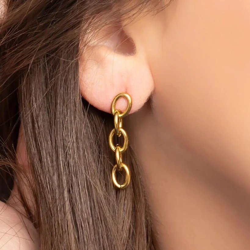 gold-loop-chain-dangle-earrings-02.jpg