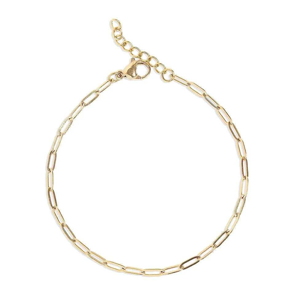 gold-2mm-dainty-paperclip-chain-bracelet-01.jpg