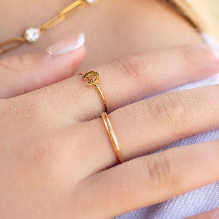 gold-2mm-dainty-rounded-band-ring-03.jpg