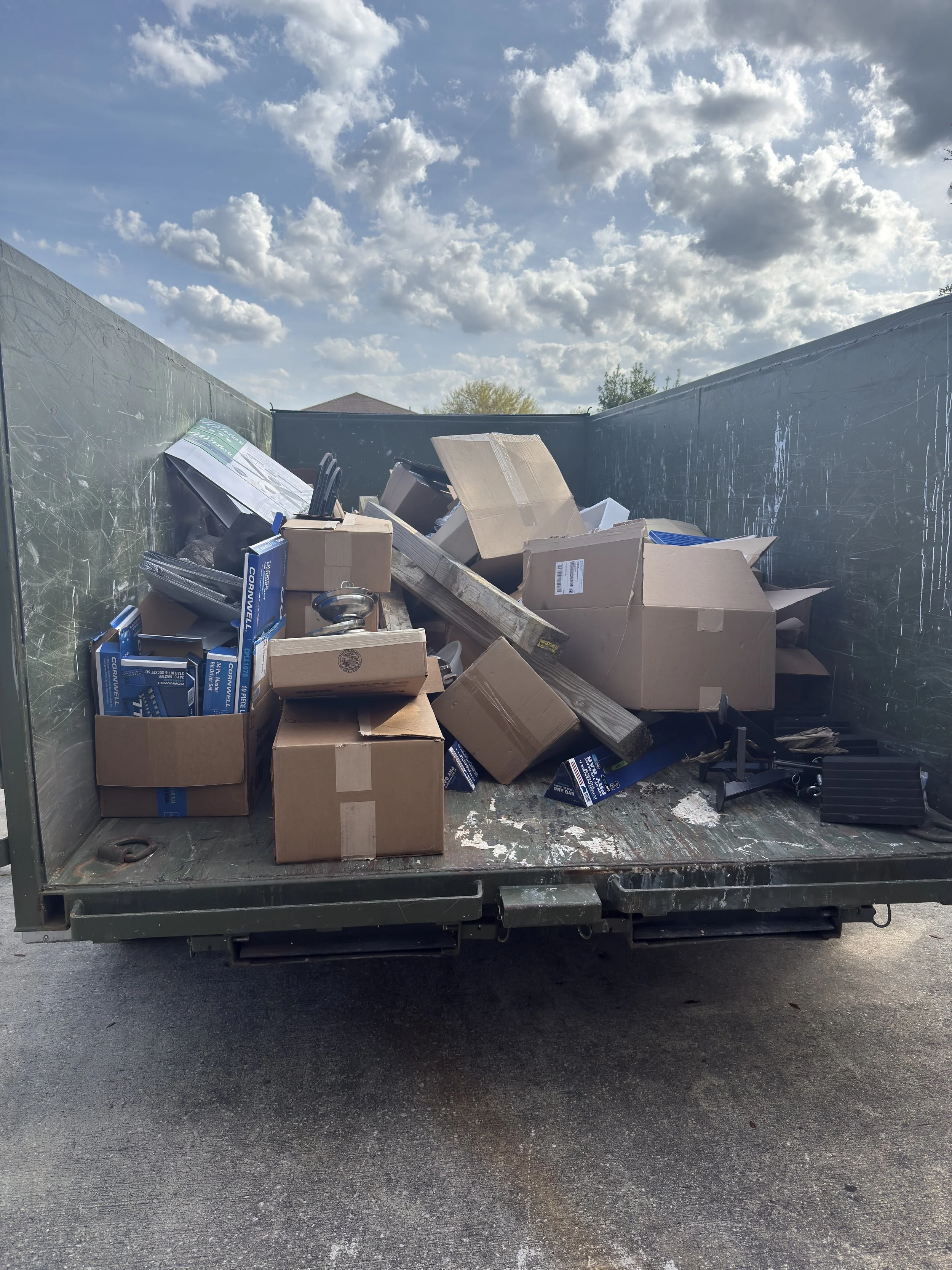 Junk Removal Services - Dump Trailer - Clean Outs