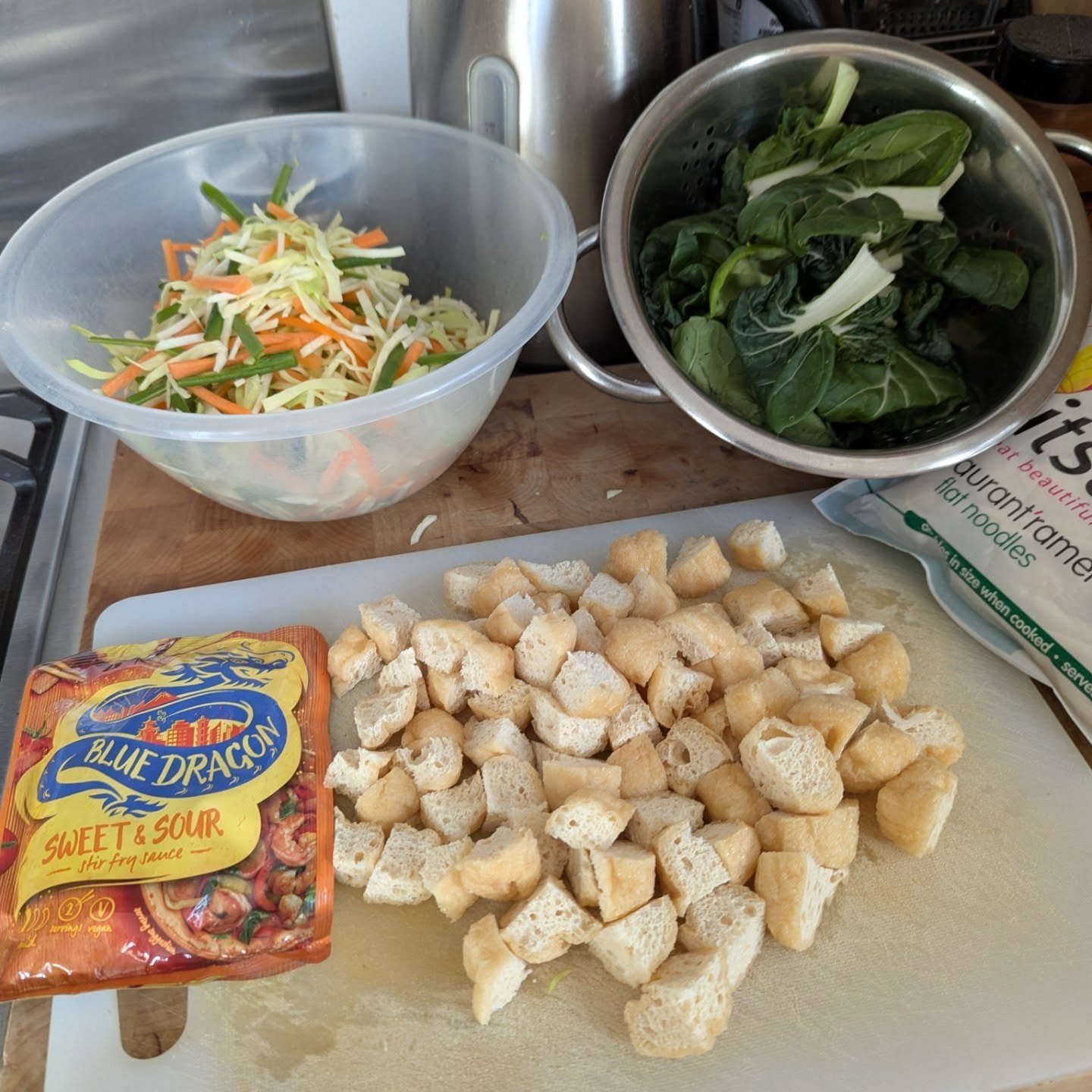 Fresh noodles this evening for dinner😋
Super yummy and packed full of protein and fibre.