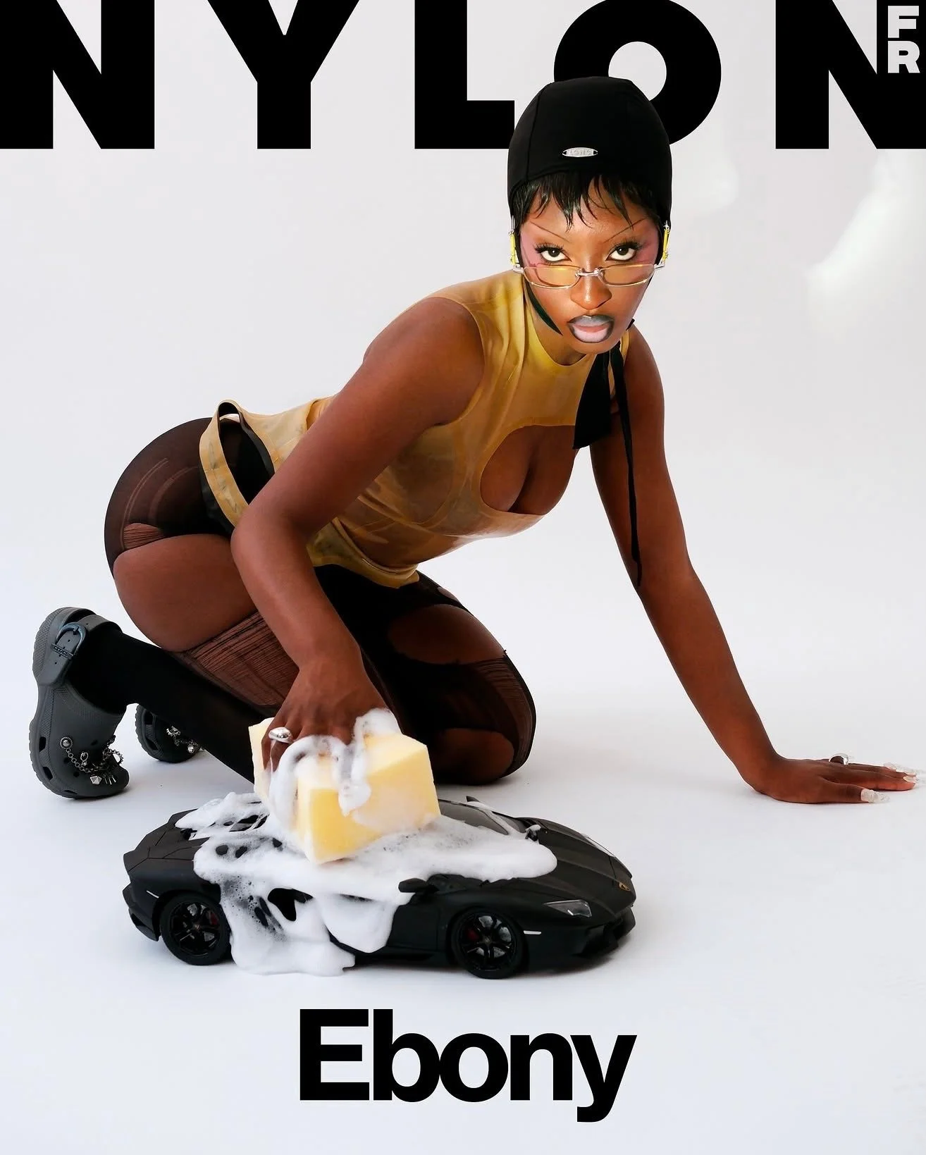 NYLON - Ebony