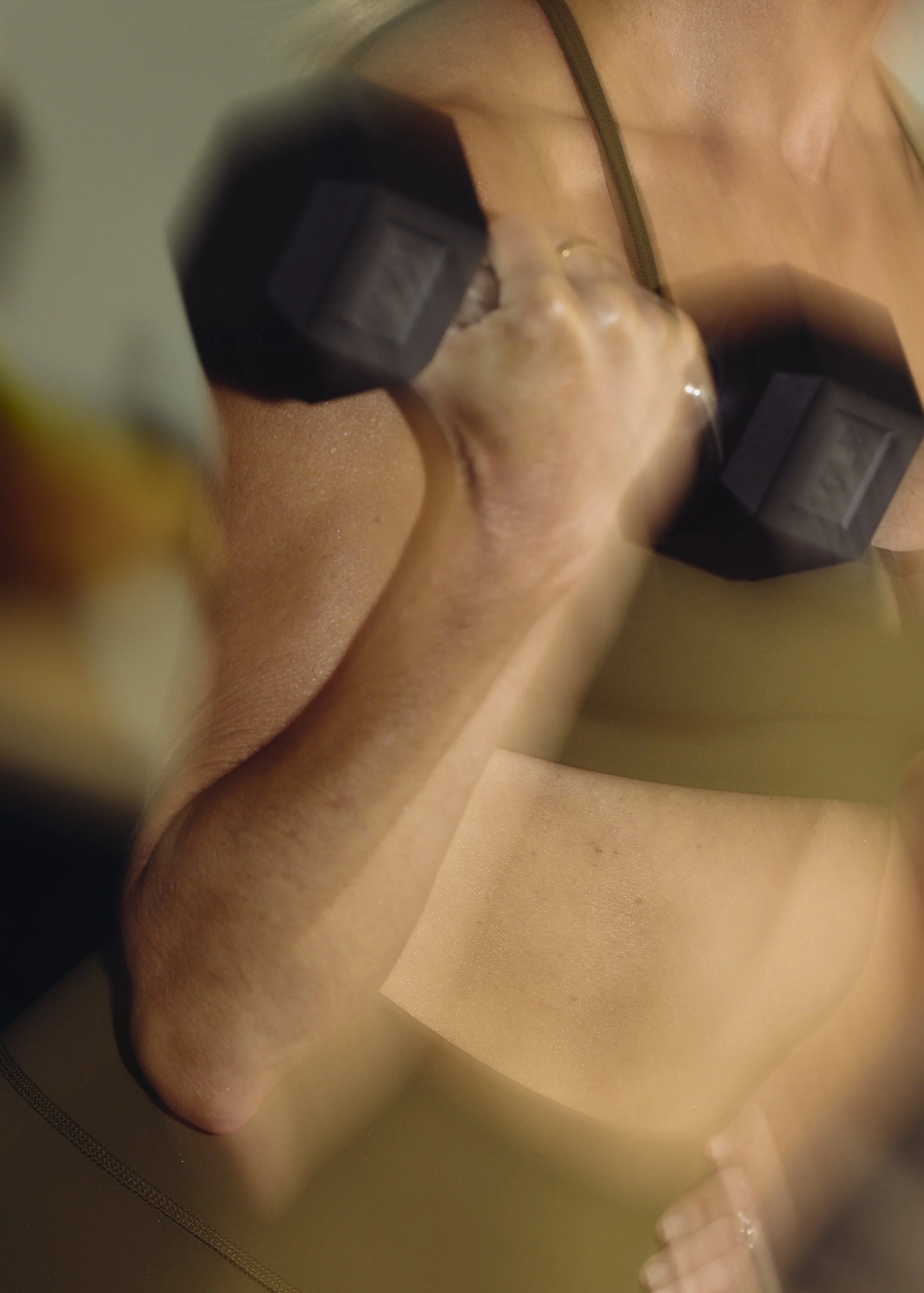 260626_AS_NOBULLxAE_Hiit_B_3098.jpg