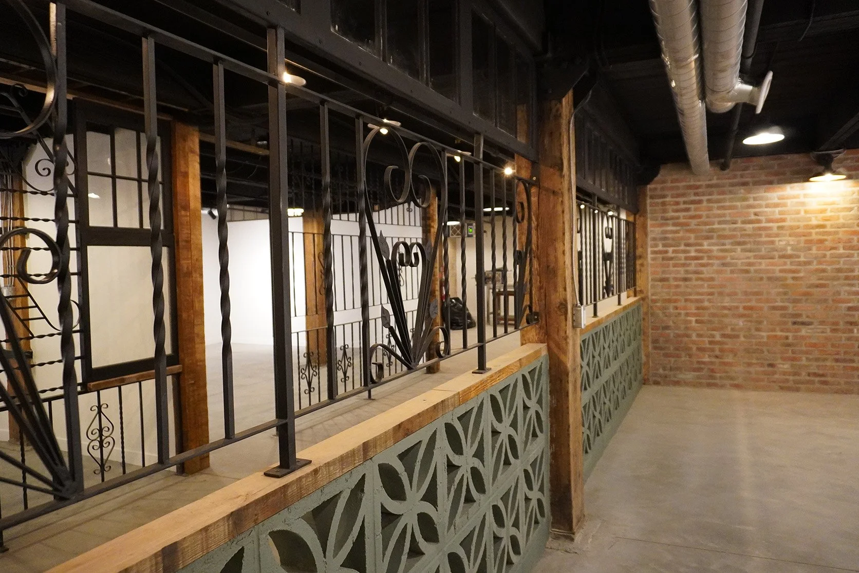 winnipeg art studio 618 artlington lower level 6 img 8.jpg