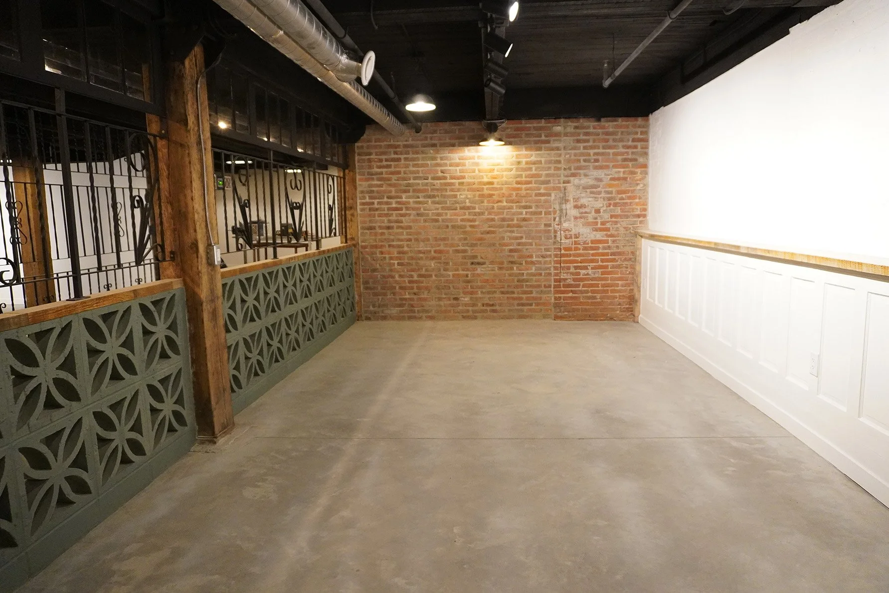 winnipeg art studio 618 artlington lower level 6 img 7.jpg