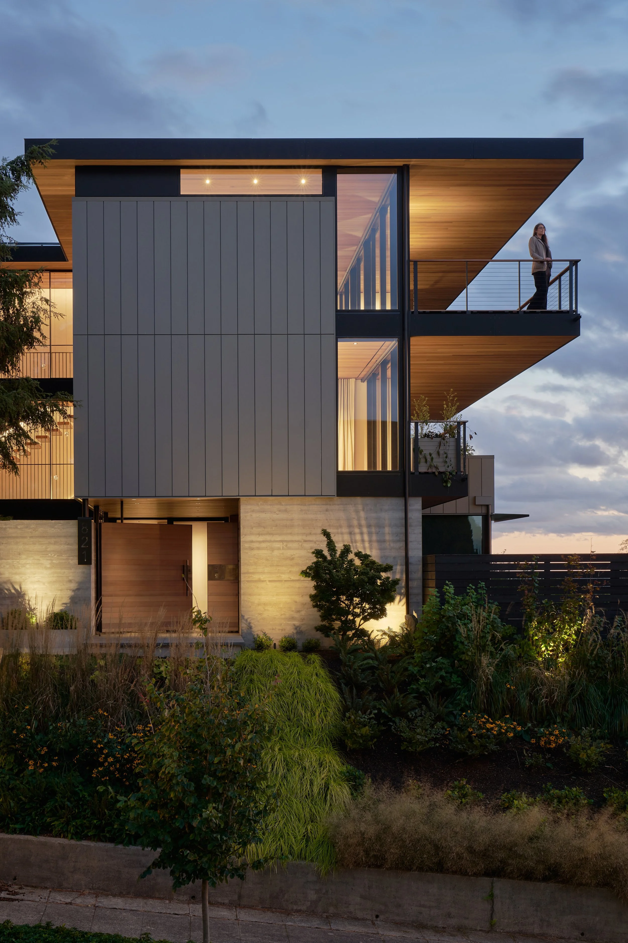 chadbourne doss architects-the perch 16- seattle modern residence.jpg