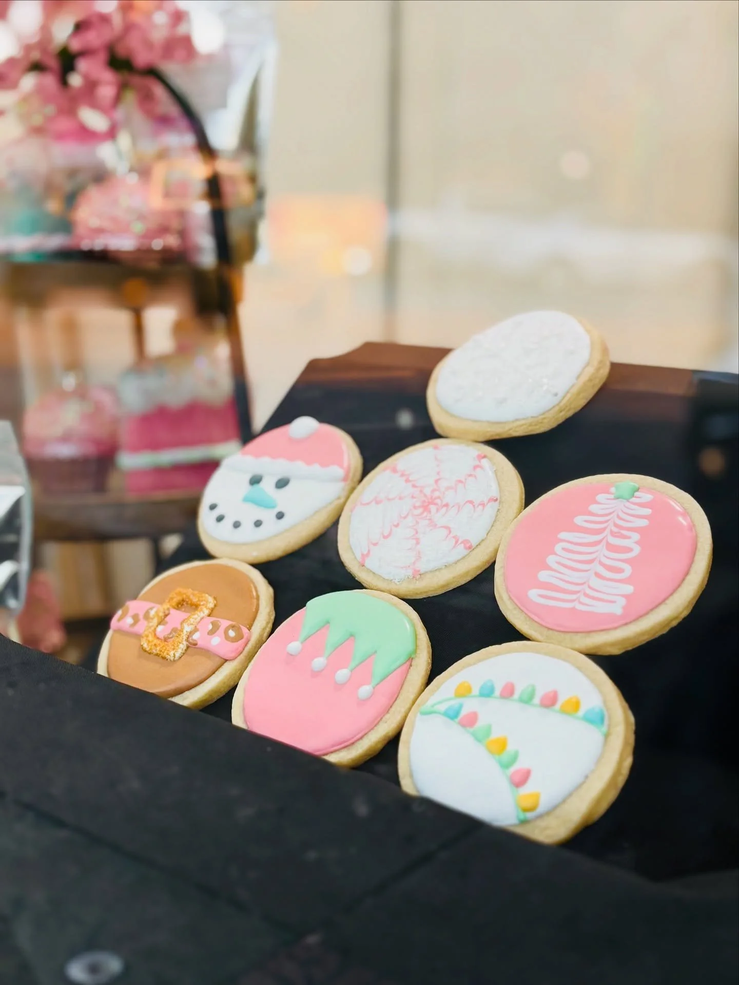 Discover one-of-a-kind gifts and great value right here in downtown #HartsvilleSC! When you shop local, you&rsquo;re not just finding something special, you&rsquo;re supporting your neighbors and the heart of our community. #ShopSmall #MainStreetHart