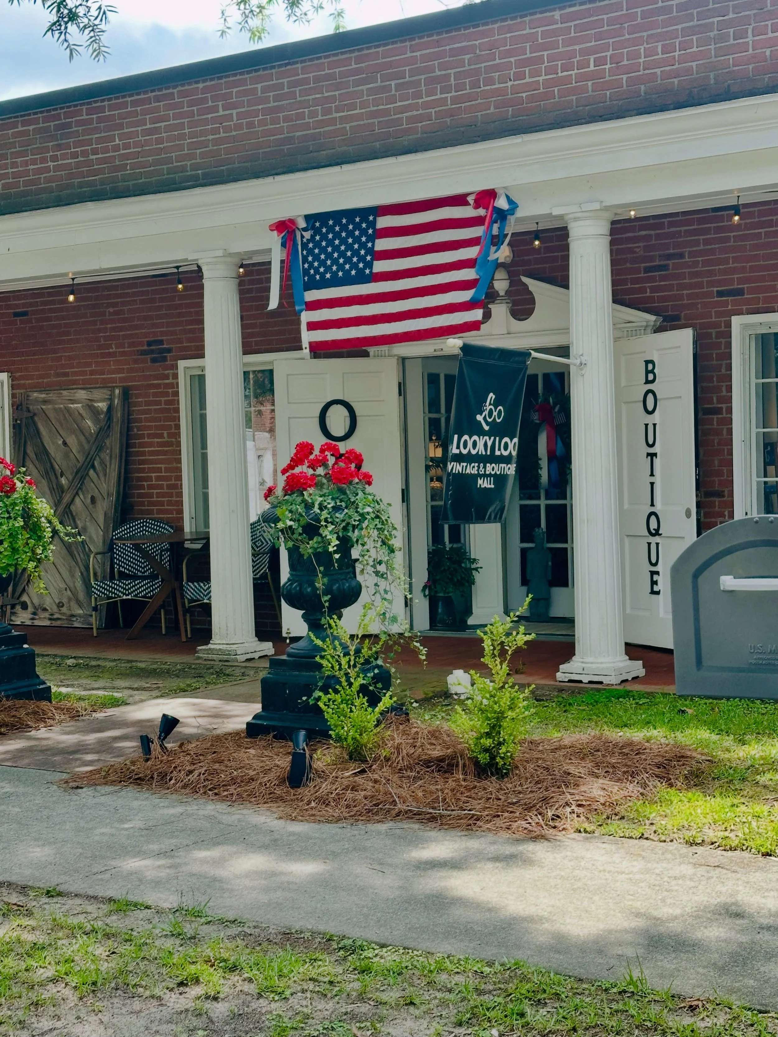 Make plans to stroll through Downtown #HartsvilleSC, shop local, and soak in all the star-spangled charm popping up around every corner! @lookyloo4u is all decked out so make sure not to miss out. #america250 #shoplocal #shopsmall #shopHartsville