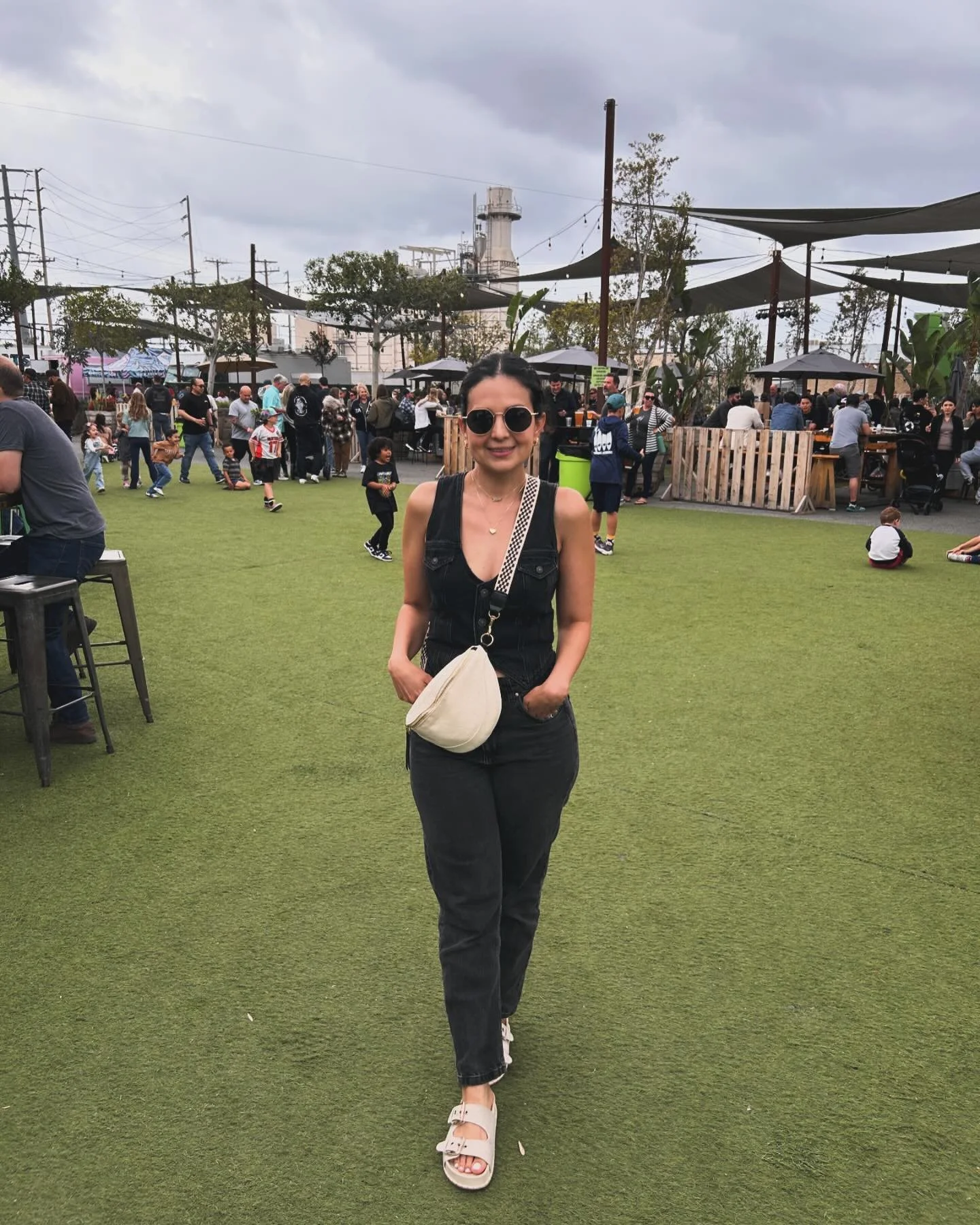 Happy Saturday! Que chevre se siente salir de la zona de confort 😎 hoy salimos en medio del d&iacute;a sin Mila a trabajar en hacer crecer nuestro negocio ❤️