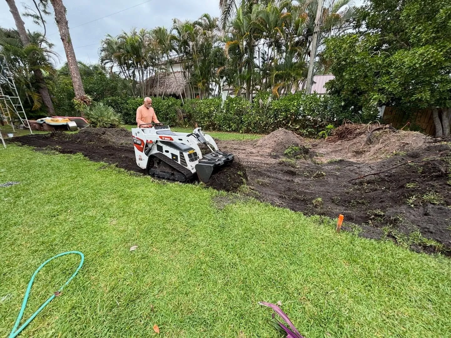 We&rsquo;re bringing a vision to life in Tequesta 🌴✨

This custom 20x40 volleyball-depth pool is coming together beautifully, featuring a sunshelf on one side and expansive 20-foot-wide steps on the other&mdash;perfect for relaxing and entertaining.