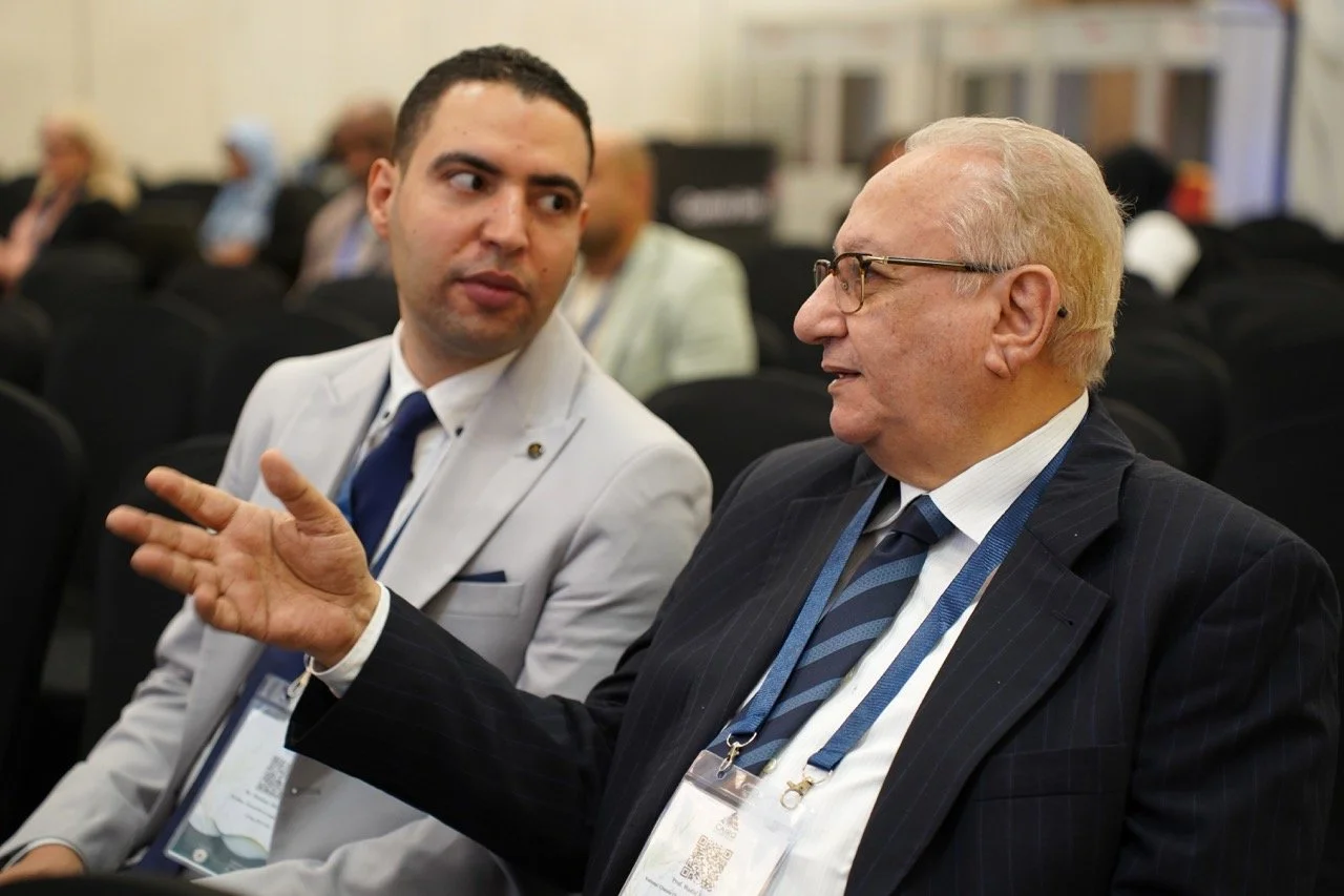 L-R: Hassan Tolba (WRT, AGWA) and Wadid Erian (Cairo University, The League of Arab States)