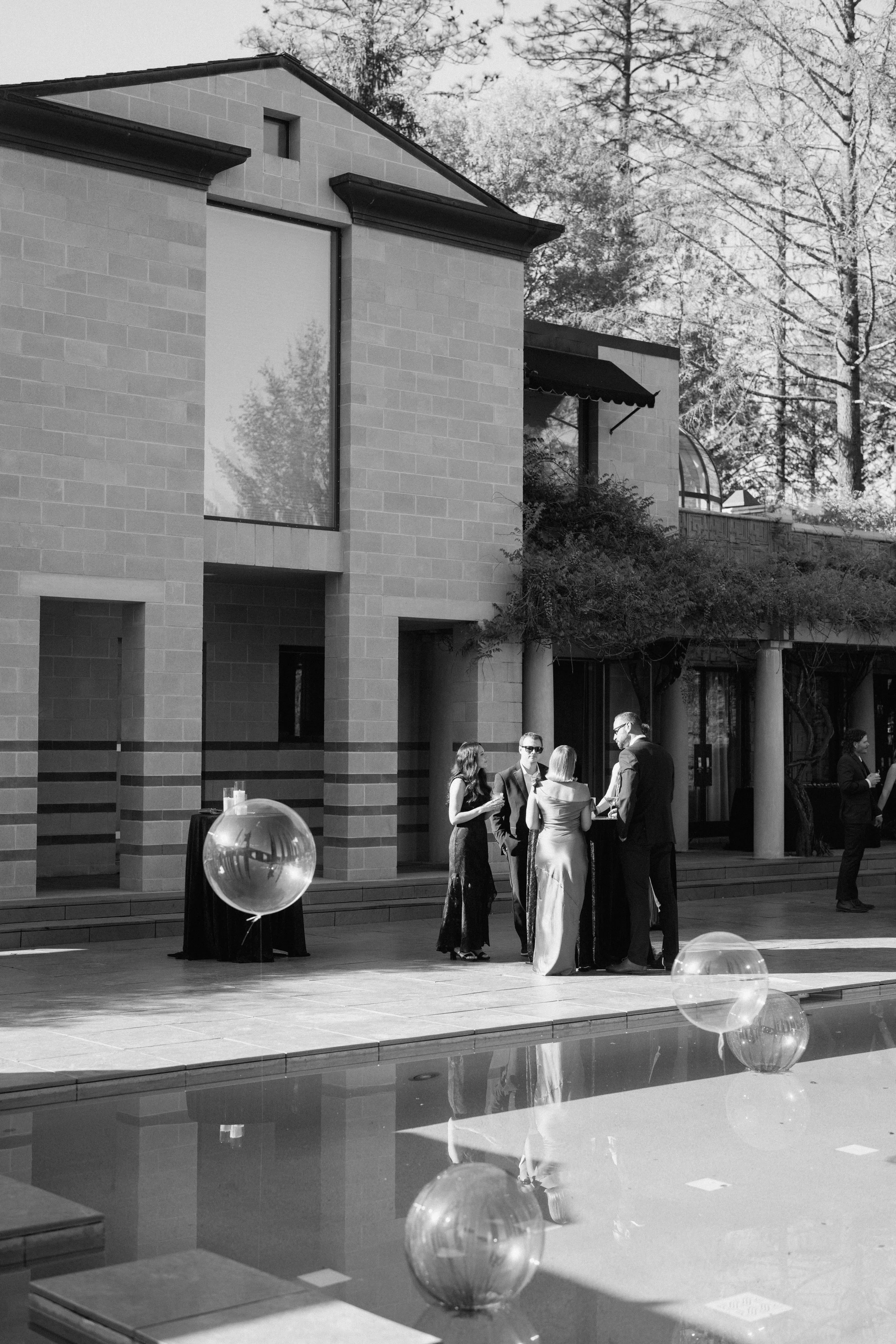 EMILY B. PHOTO CO. -- -uxury Wedding Photographer -- Bird Estate -- Rogue River, Oregon -- COCKTAIL HOUR-88.jpg