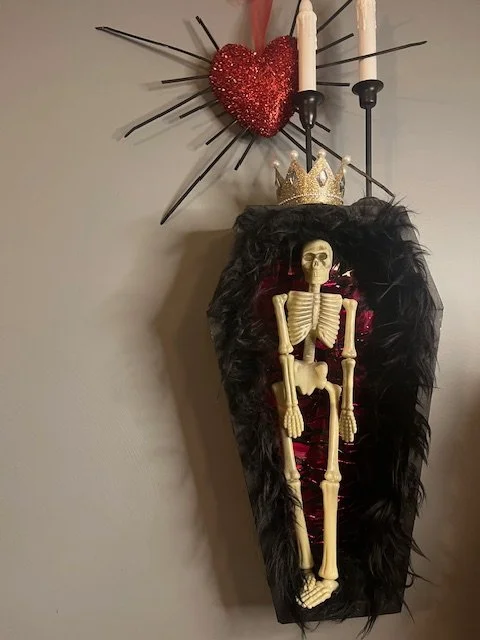 skeleton coffin 2.jpeg