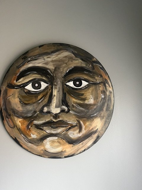 Large Moon Face