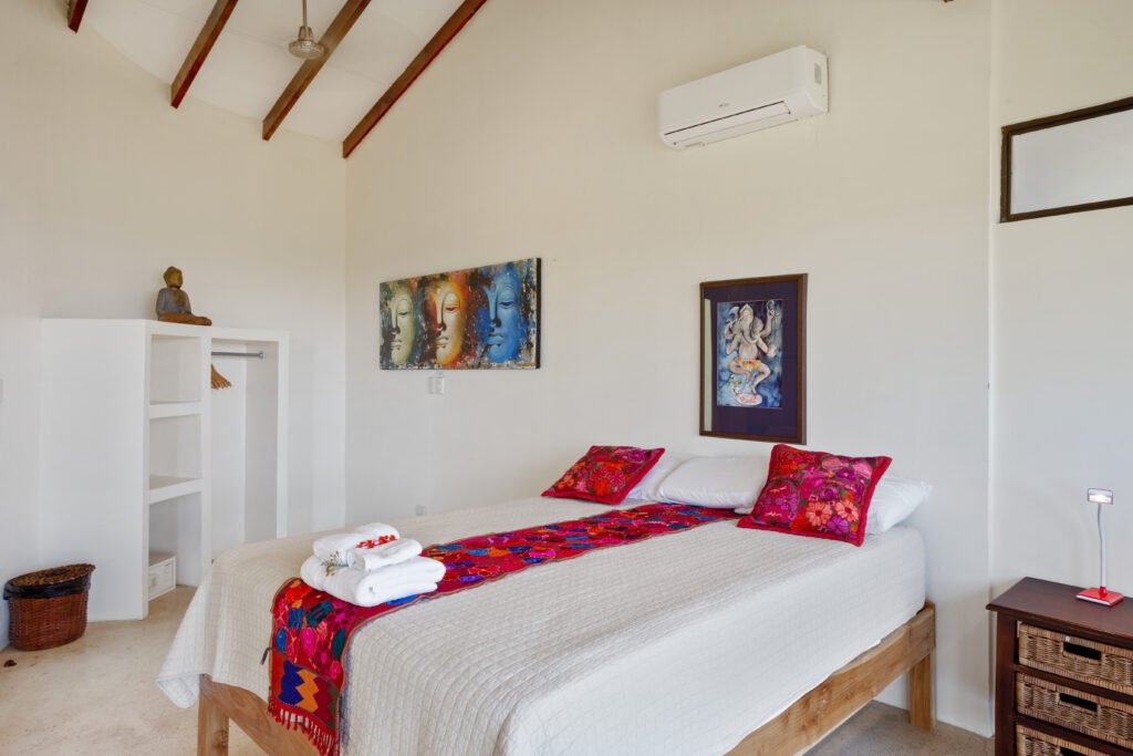 Room Ganesh 1.jpg