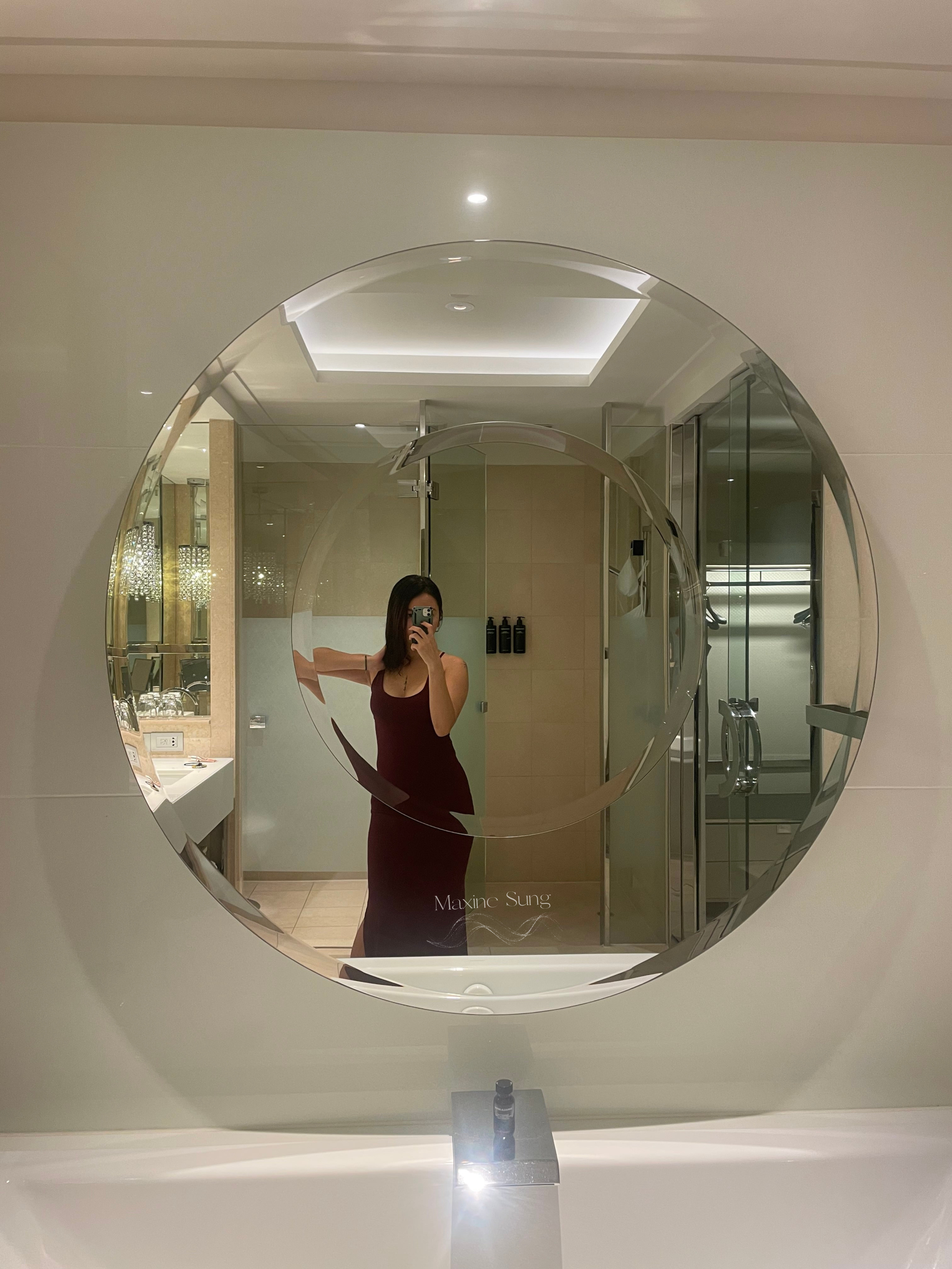 mirror red dress 5.png